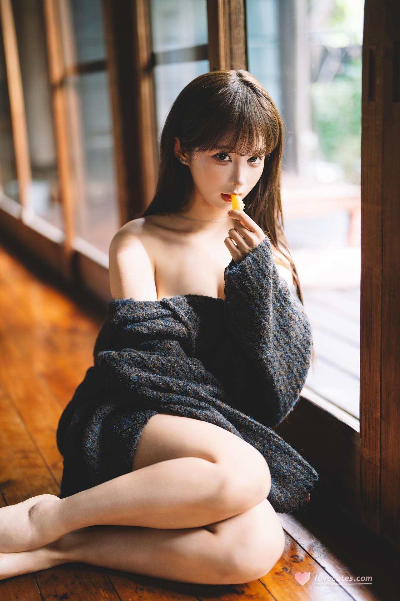 [私房] 蠢沫沫 - Quýt: Căn nhà gỗ kiểu Nhật áo len đen nội y riêng tư 30P