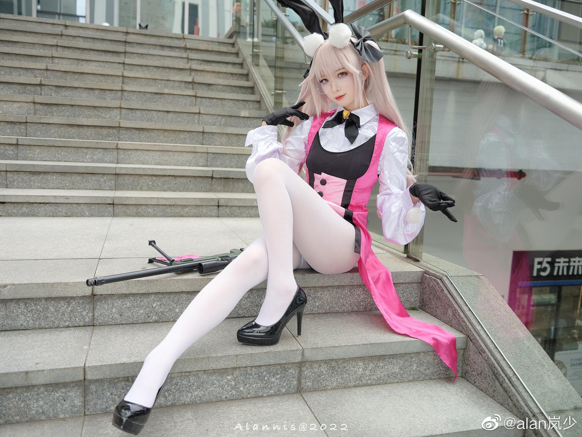 [cosplay] 封疆疆v - FGO Quang chi Cao Dương Tư Khả Nhã: thỏ nữ màu hồng chân dài tất trắng 27P