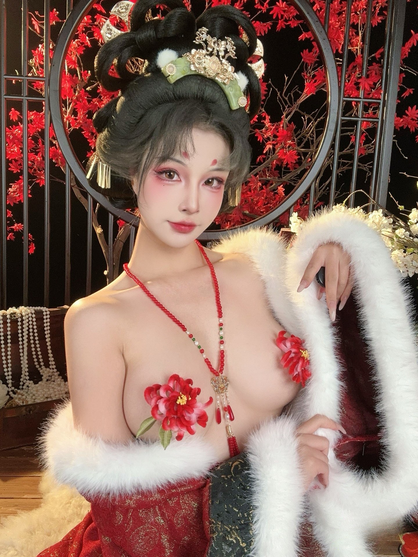 [cosplay] yuuhui玉汇 - 妲己Daji the Fox：红色古风狐妖大尺度 42P