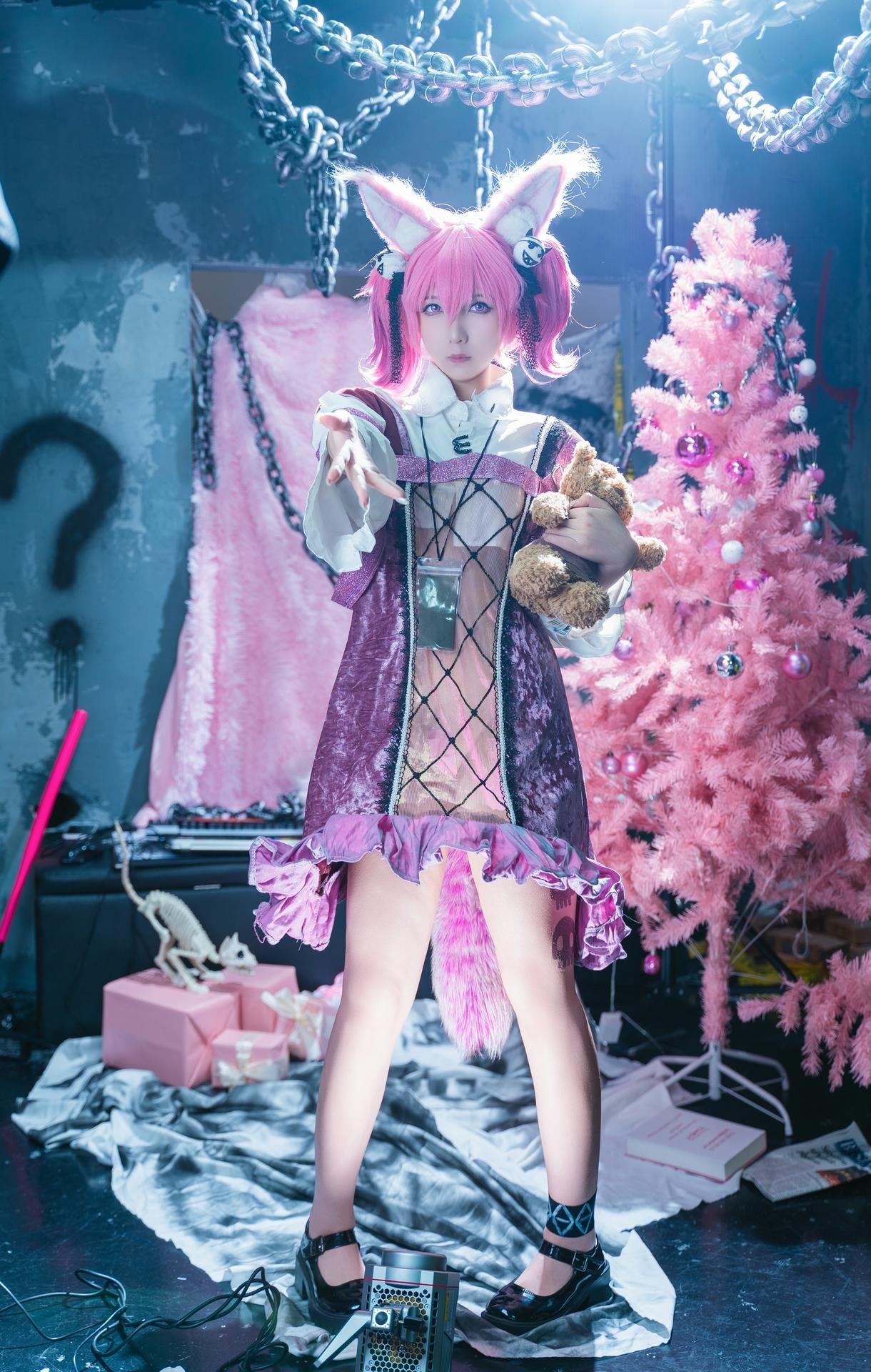 [cosplay] 小和甜酒 - 明日方舟 巫恋：黑白角色服私房还原 44P1V