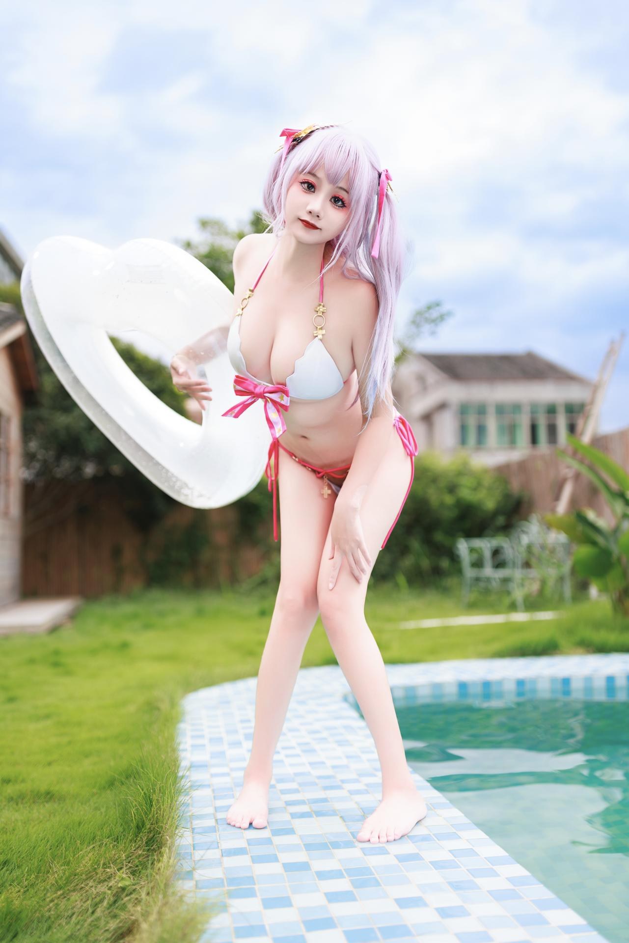 [cosplay] 阿雪雪 - 碧蓝航线 普利茅斯: đồ bơi, chân trắng tất trắng 99P2V