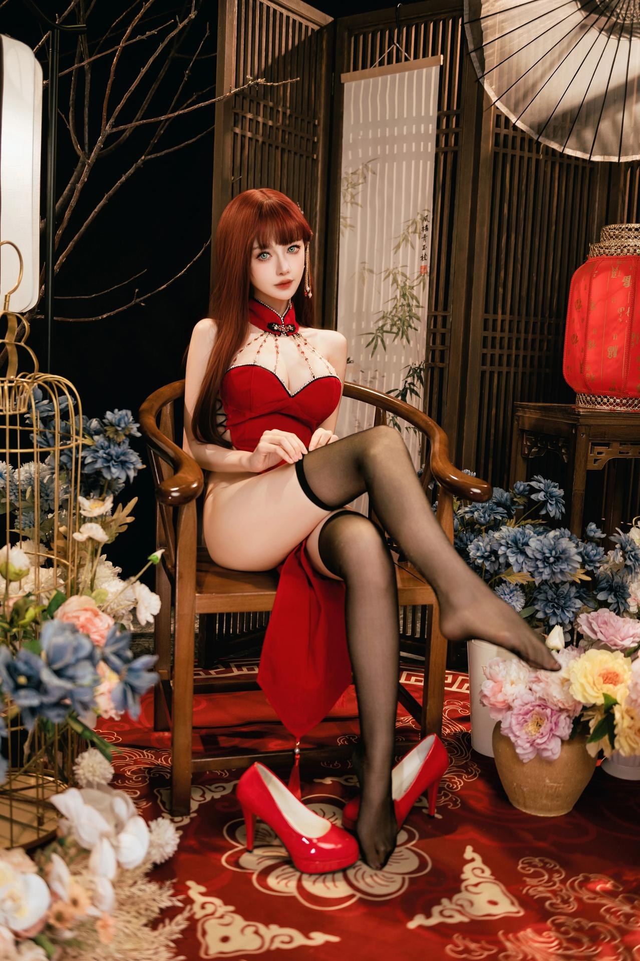 [写真] Shika小鹿鹿 - NO.136 Áo sườn xám đỏ Tết: chụp studio Tết Nguyên Đán 30P