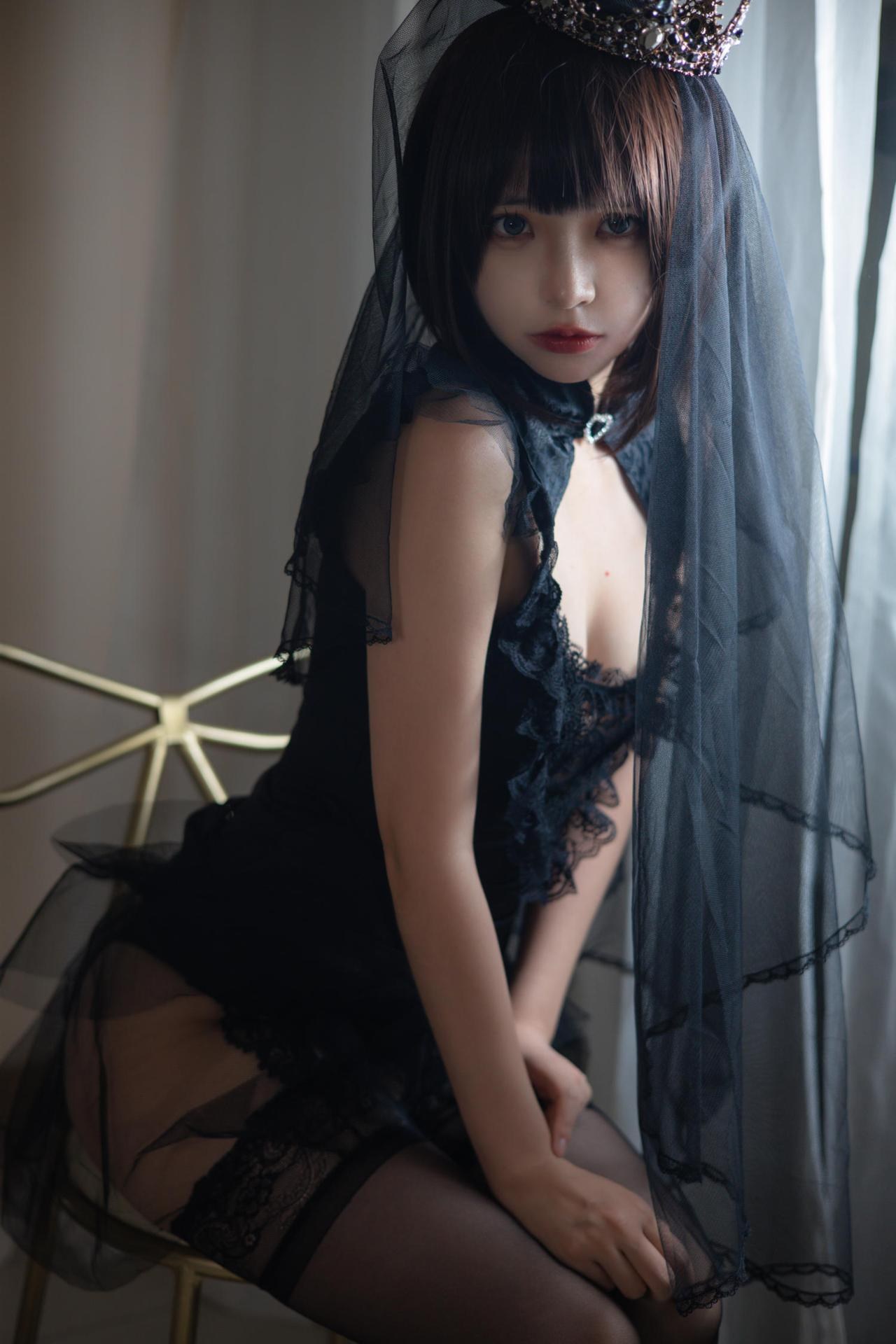 Crazy Cat ss NO.239 Váy Cưới Đen Tất Đen 40P