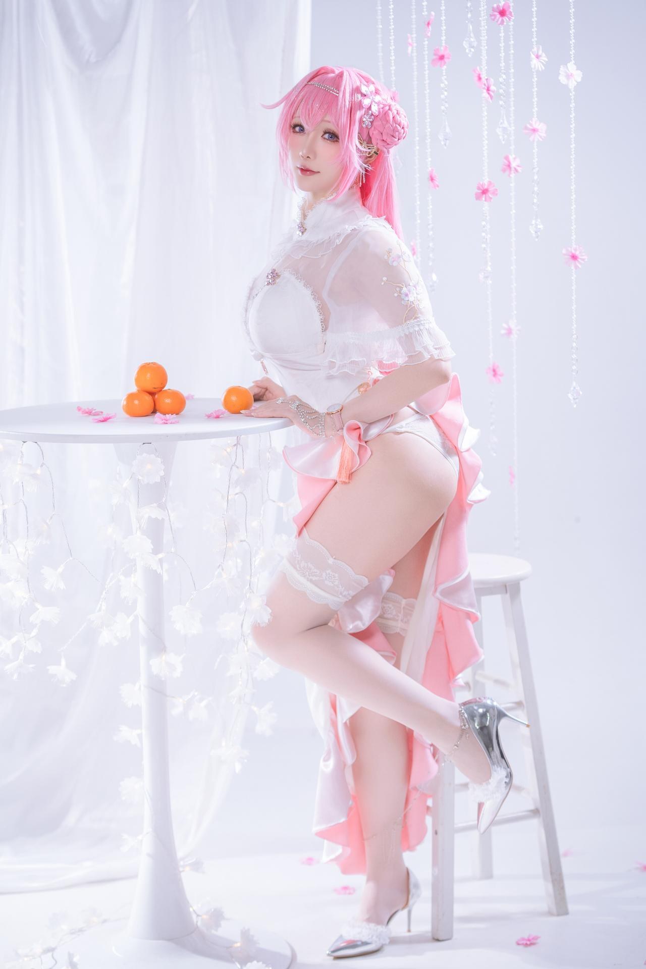 [cosplay] 星之迟迟Hoshilily - Nữ thần chiến thắng: Nikke Dorothea: bạch phát lễ trang bạch ti mỹ thối hoàn nguyên 44P