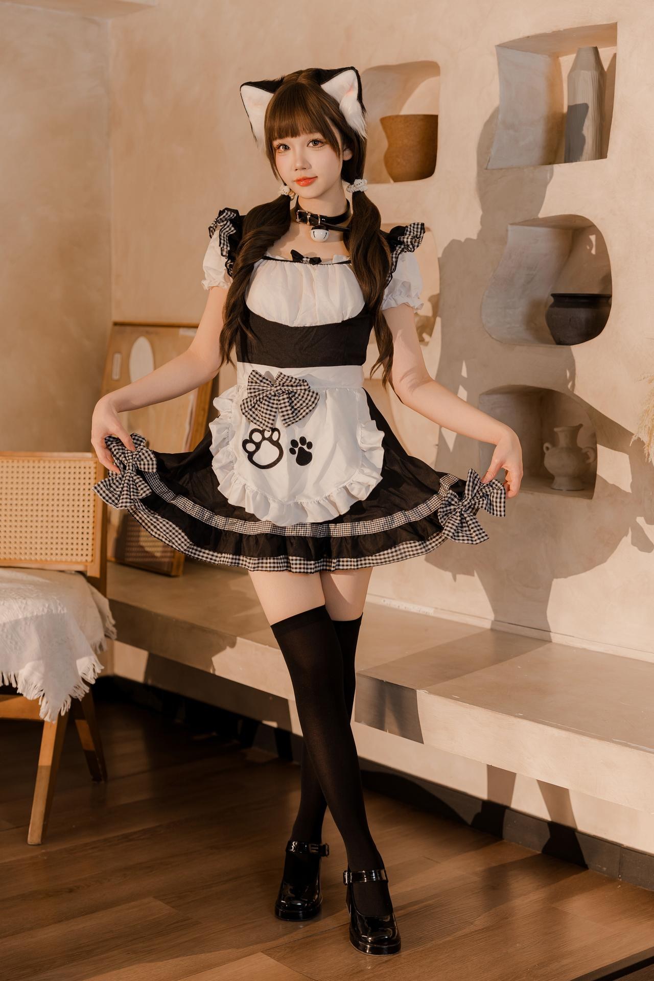 [cosplay] 雪晴Astra - Hầu gái mèo: tai mèo, hầu gái mèo đen, chân dài tất đen 77P1V