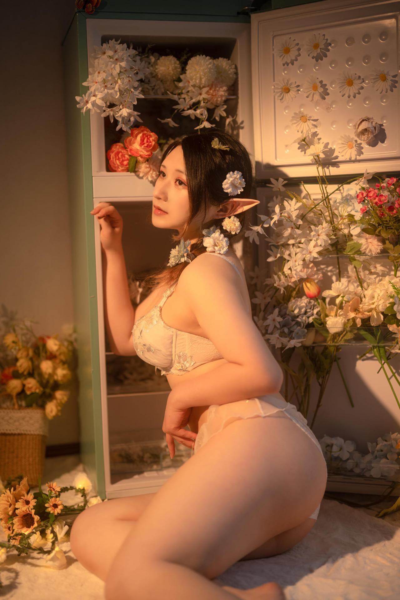 Zaya秋繁花花系私房写真 40P