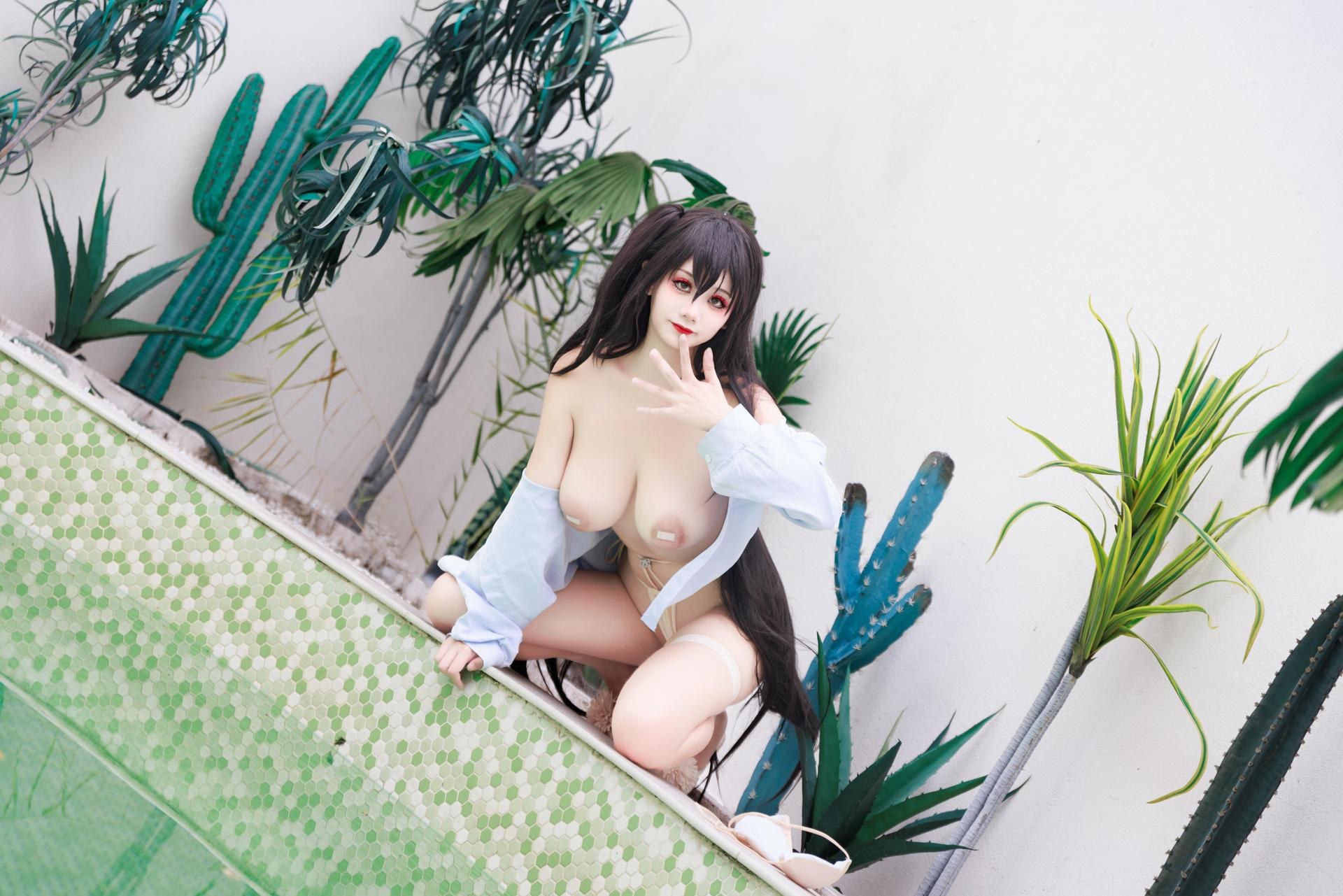 [Cosplay] Axuexue - Azur Lane Taihou đồ bơi gợi cảm 86P1V