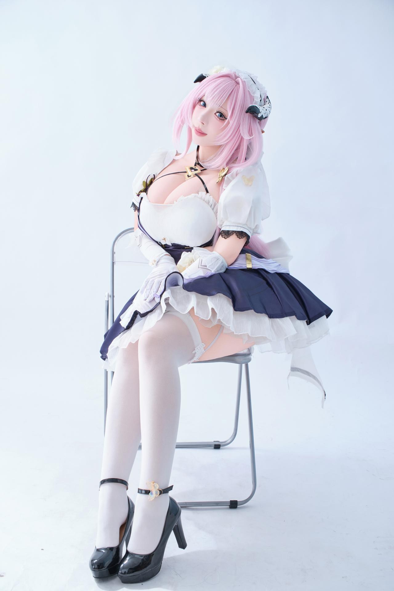 [cosplay] 胡桃猫Kurumineko - 崩坏三 爱莉希雅女仆：女仆装大尺度还原 125P3V