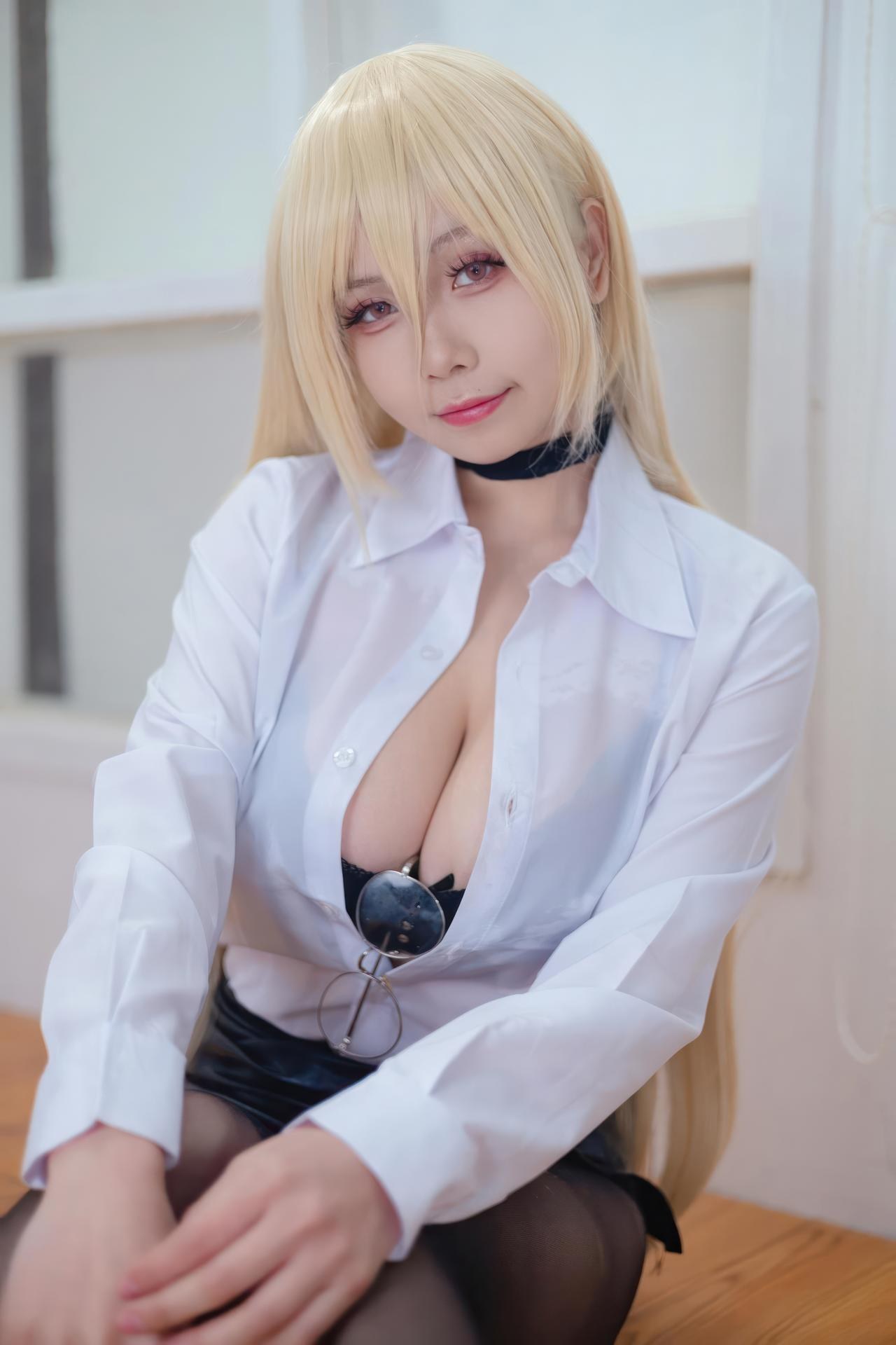 [cosplay] Moye787 - Bộ ảnh Azur Lane Implacable office lady cosplay 54P