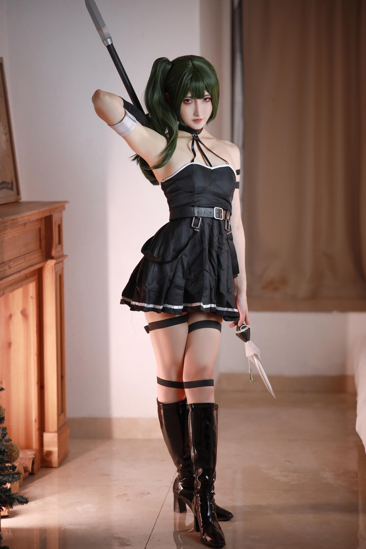 [cosplay] Yamazaki Rei - Bộ ảnh Frieren Ubel black dress cosplay 142P