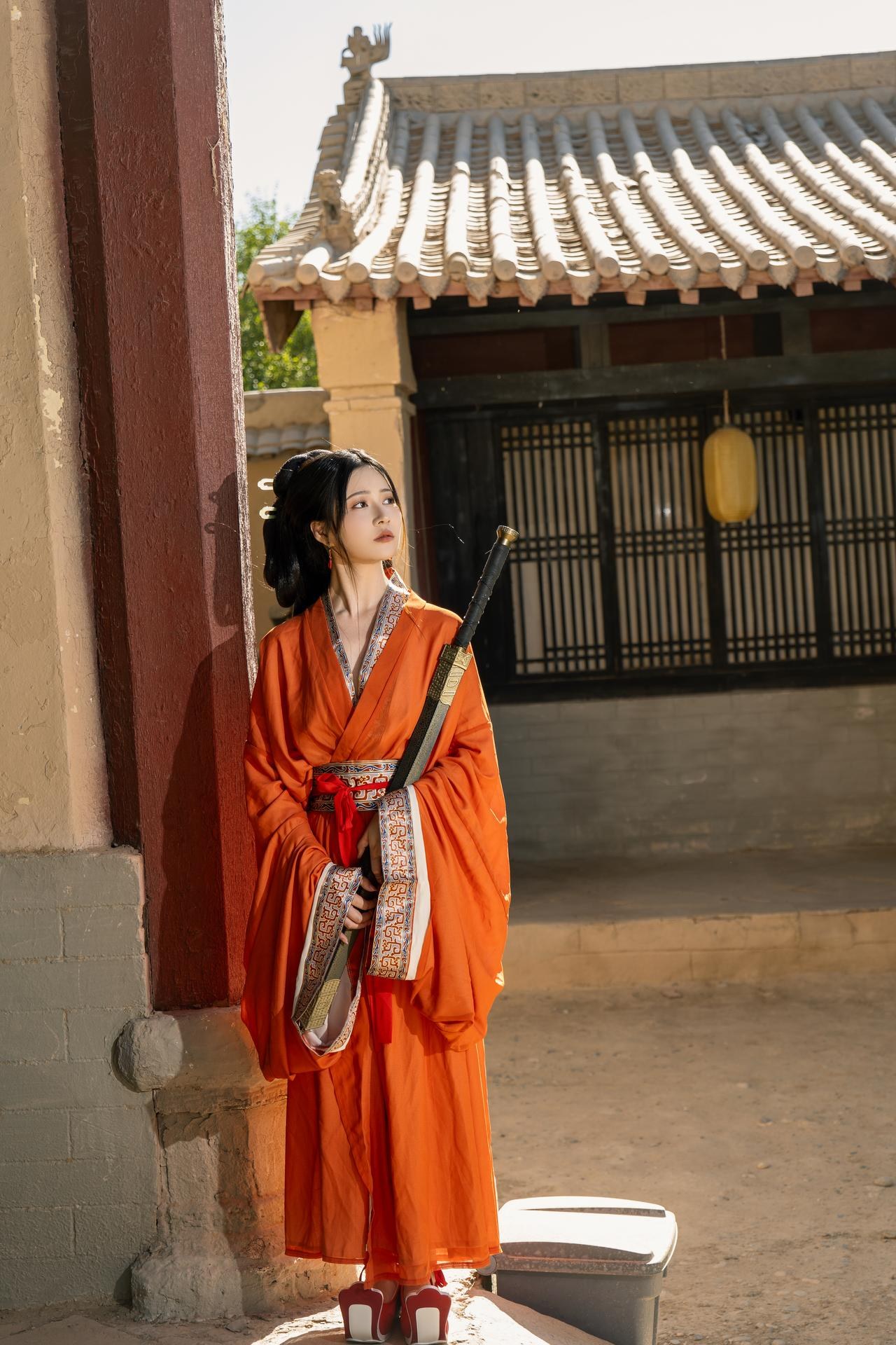 [photo shoot] Nnian - ชุดภาพ warring-states robe themed portrait set 60P