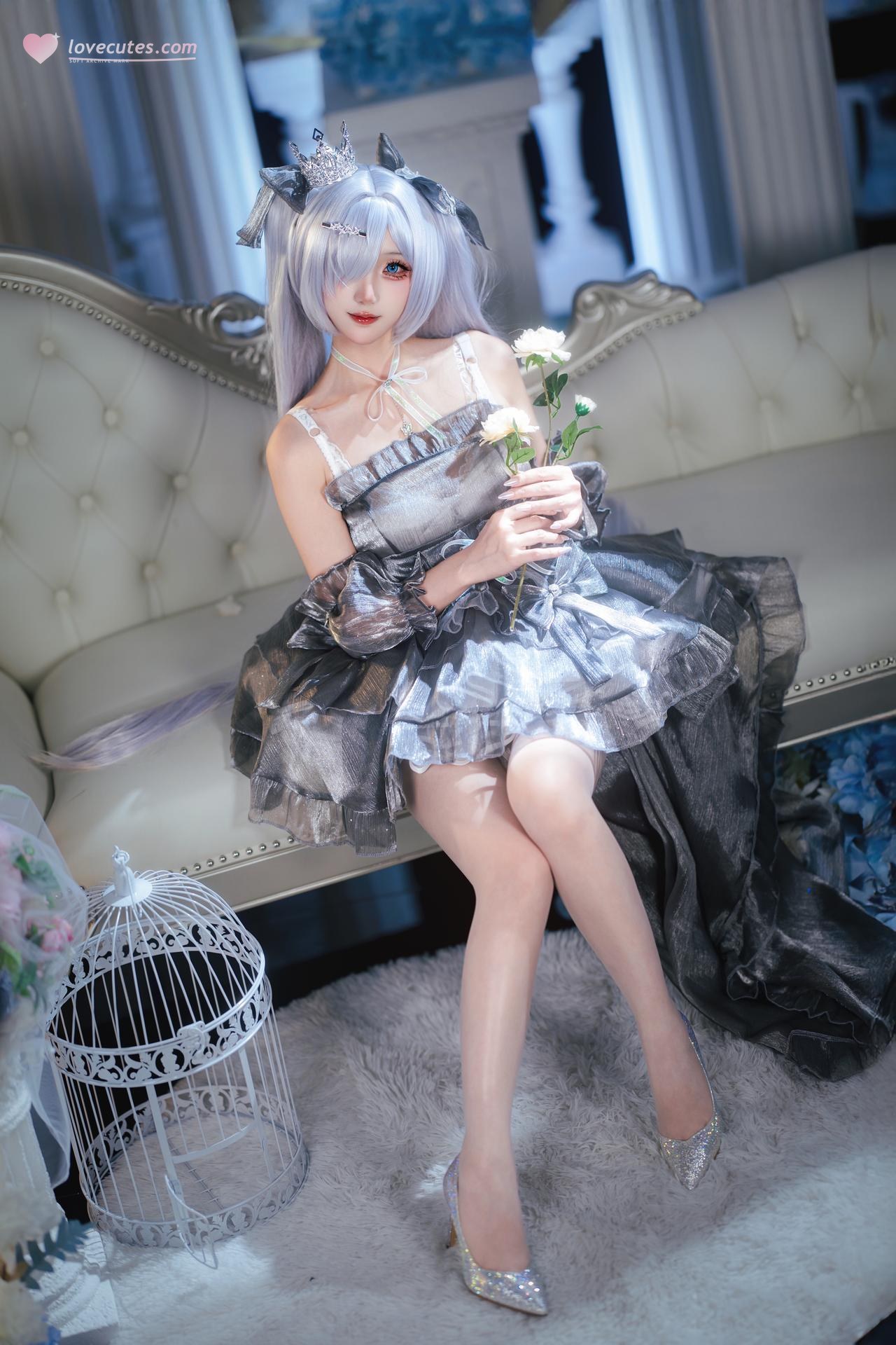 [cosplay] Shi Suqingya - Bộ ảnh Nikke Cinderella silver battle suit cosplay 16P