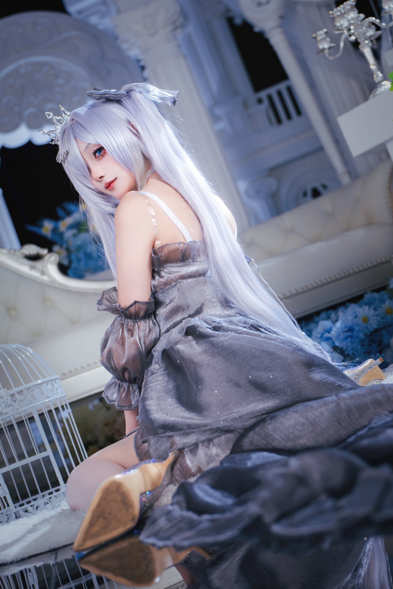 [cosplay] Shi Suqingya - Bộ ảnh Nikke Cinderella silver battle suit cosplay 16P