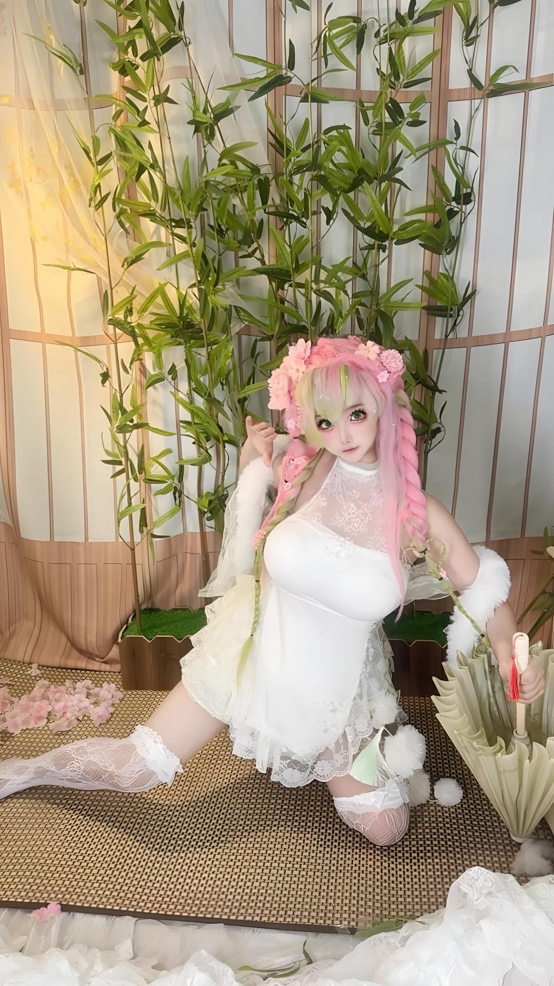 [cosplay] Xiangcao Naimiao - ชุดภาพ Demon Slayer Mitsuri Kanroji deluxe cosplay 204P71V