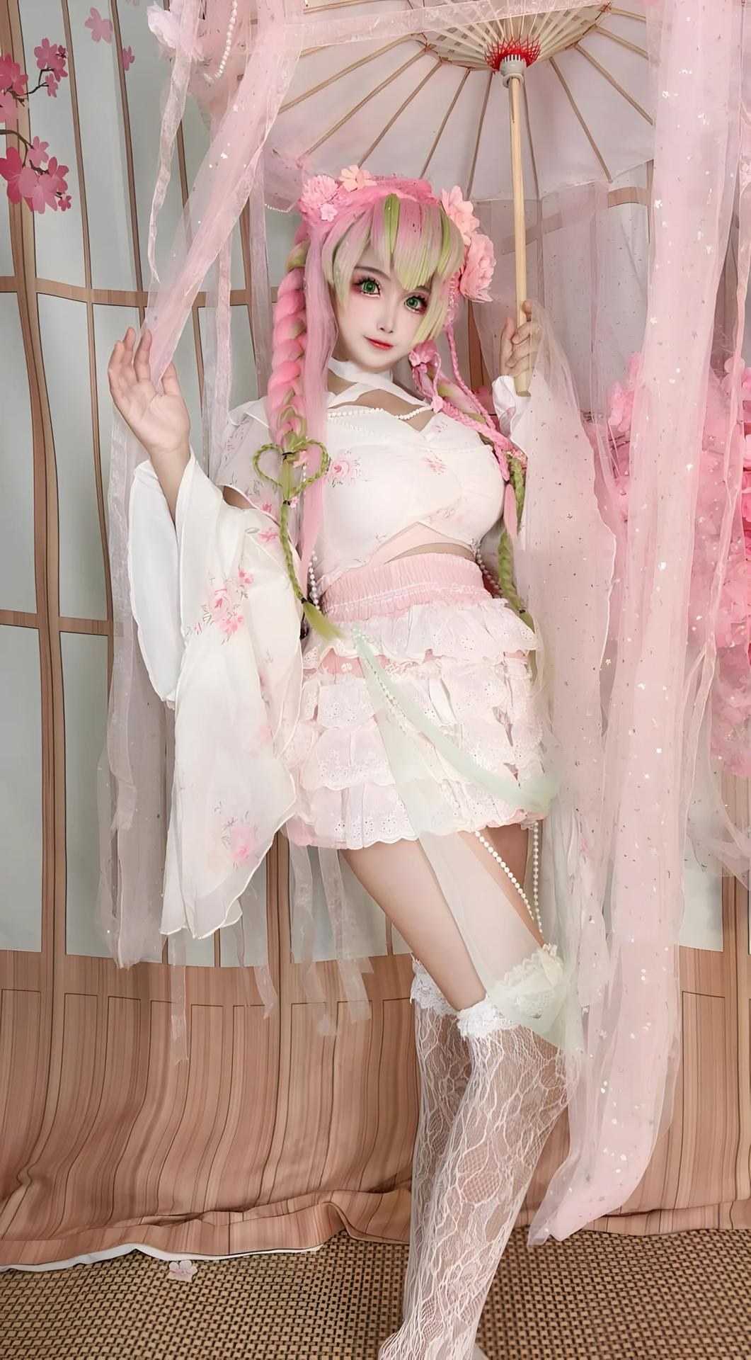 [cosplay] Xiangcao Naimiao - Demon Slayer Mitsuri Kanroji deluxe cosplay 사진 세트 204P71V