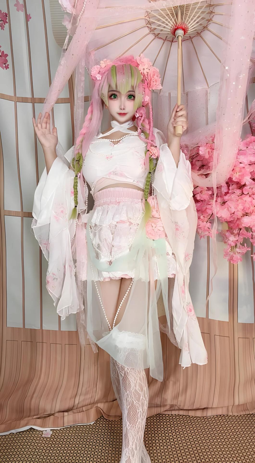 [cosplay] Xiangcao Naimiao - Demon Slayer Mitsuri Kanroji deluxe cosplay 사진 세트 204P71V