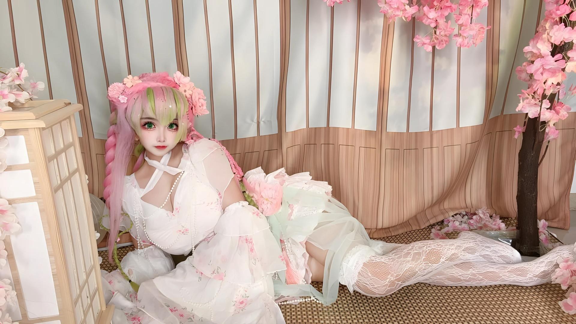 [cosplay] 香草奶喵 - 鬼灭之刃 甘露寺蜜璃典藏版：粉绿长发恋柱还原 204P71V