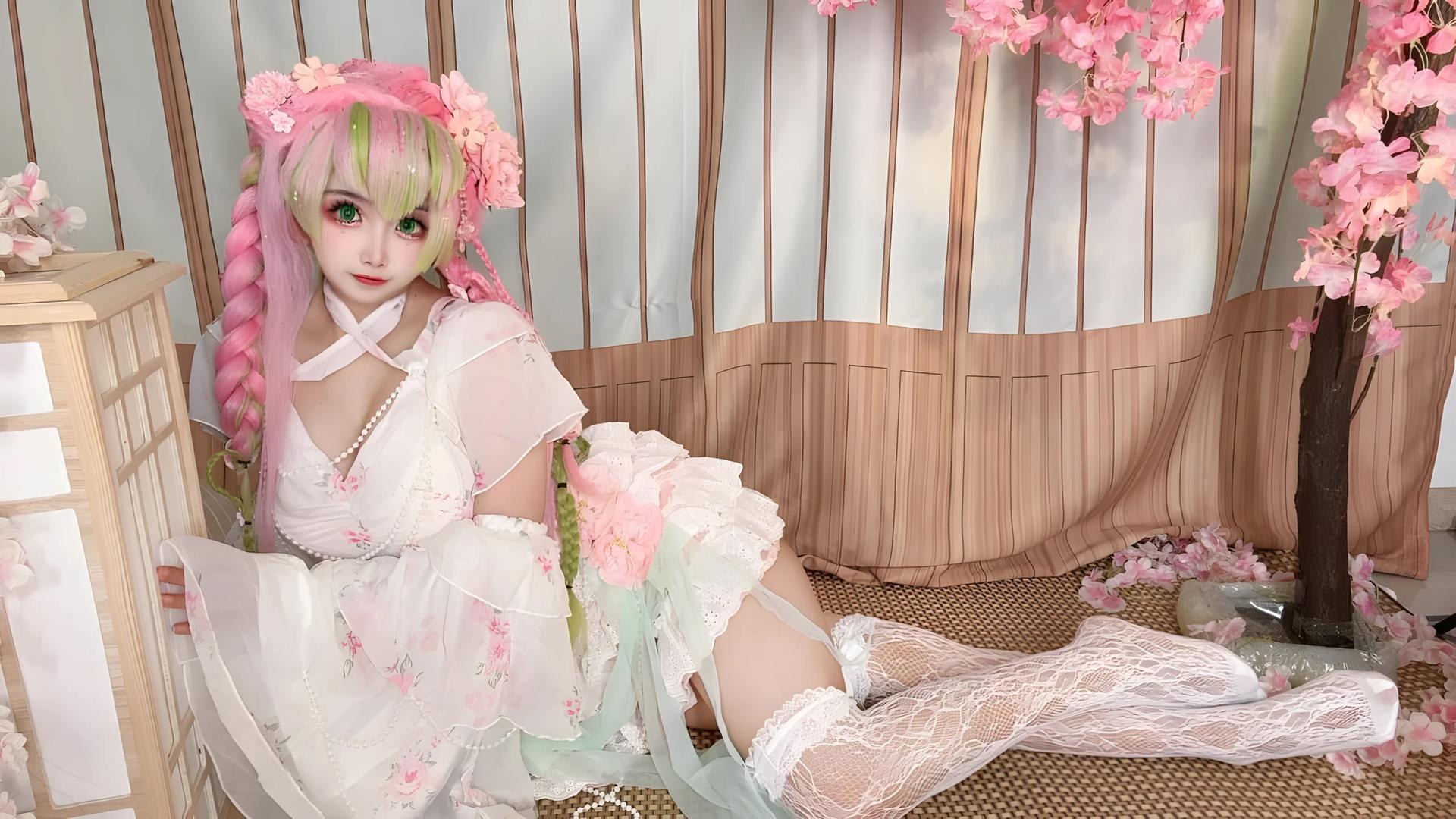 [cosplay] 香草奶喵 - 鬼灭之刃 甘露寺蜜璃典藏版：粉绿长发恋柱还原 204P71V
