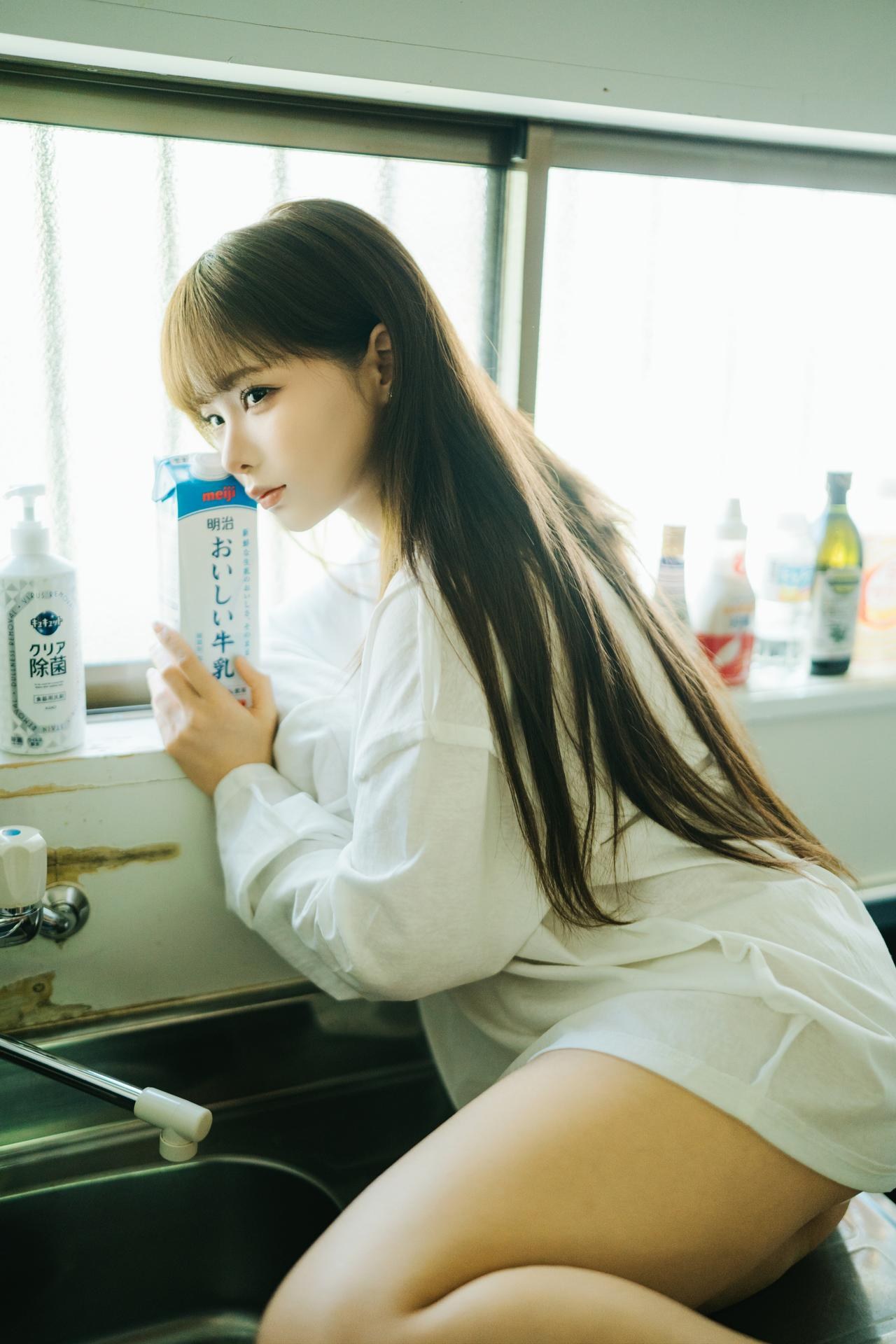 [private-room] Chunmomo - ชุดภาพ milk-white lingerie private photo set 22P
