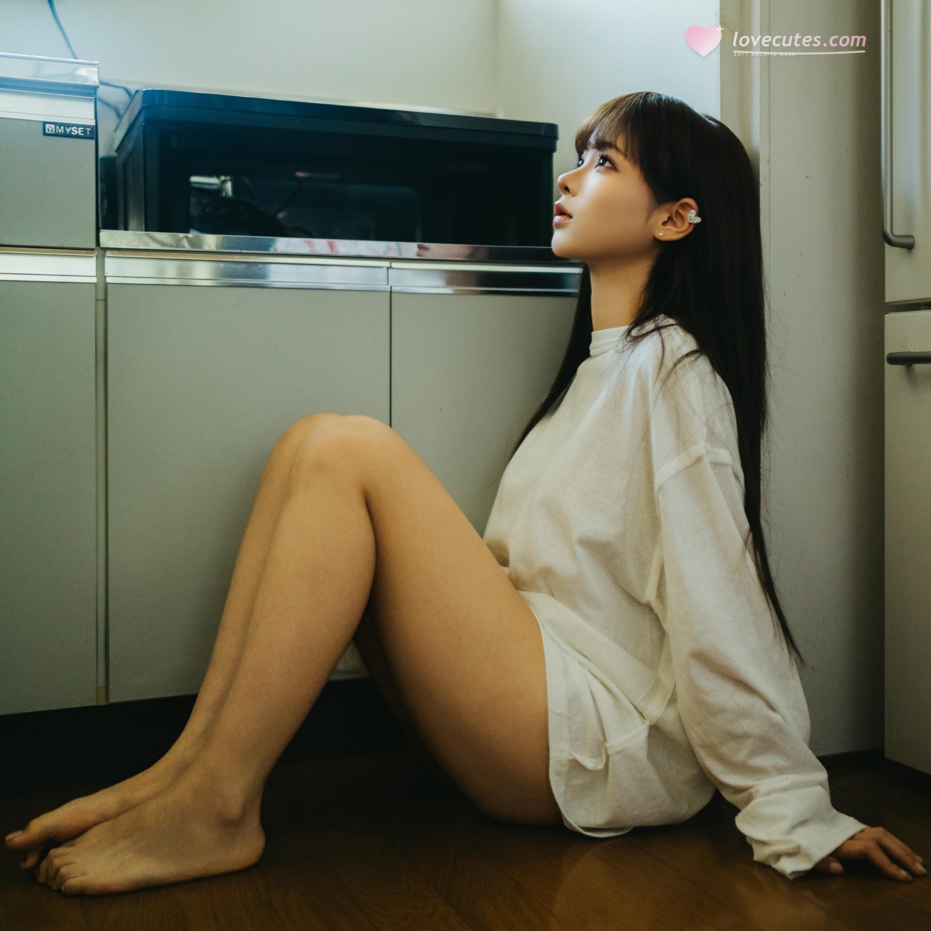 [private-room] Chunmomo - ชุดภาพ milk-white lingerie private photo set 22P