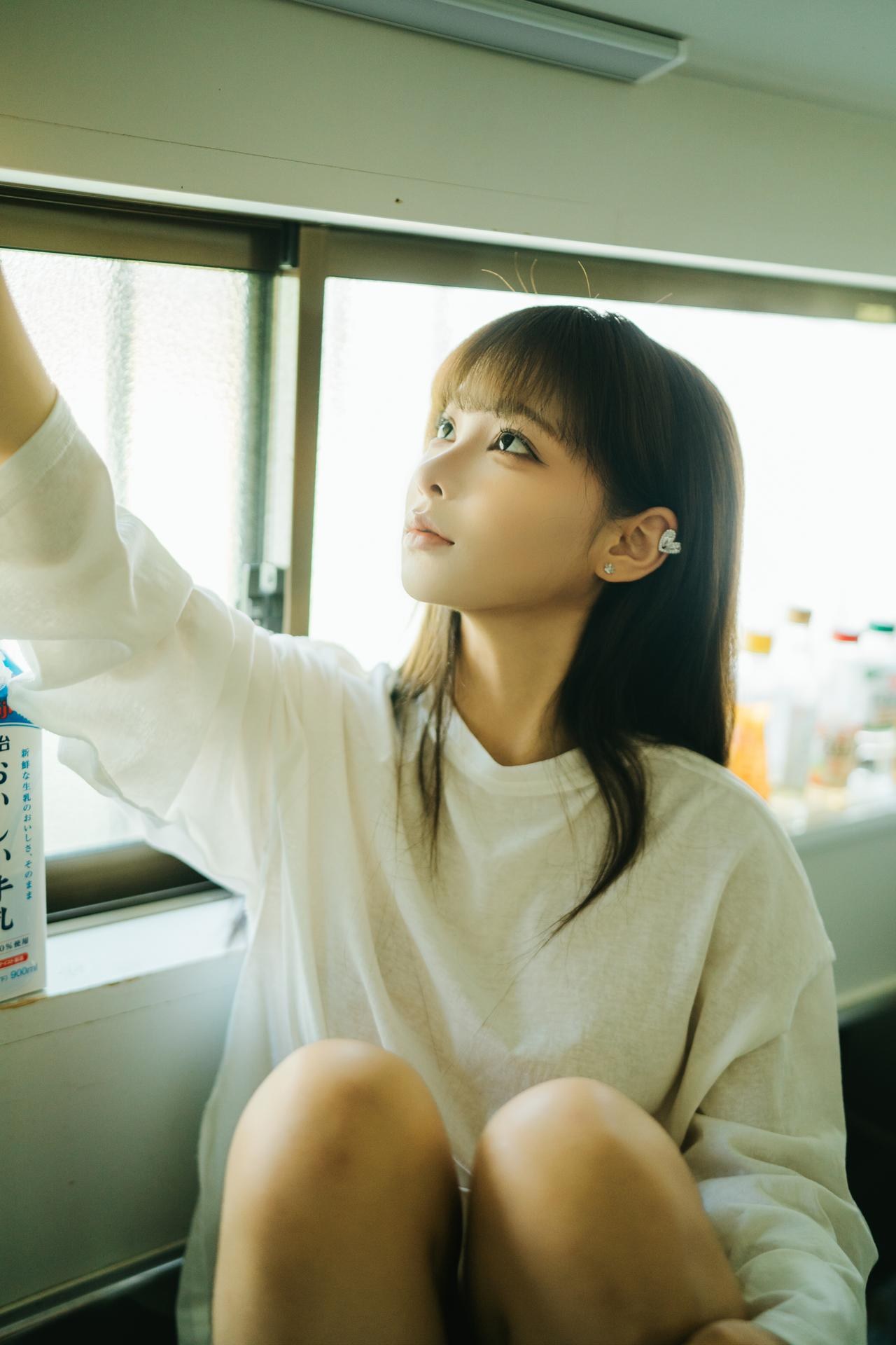 [private-room] Chunmomo - ชุดภาพ milk-white lingerie private photo set 22P