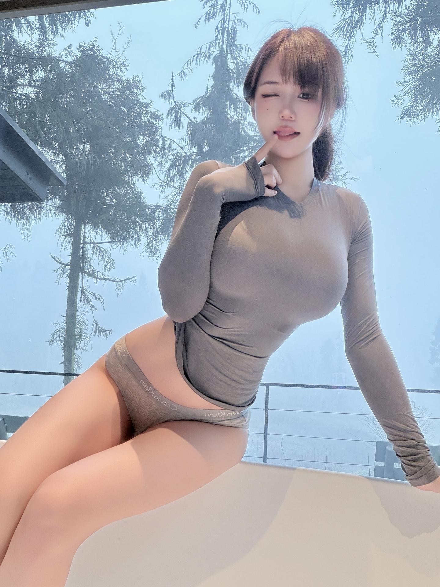 [private-room] Ogura Chiyow - ชุดภาพ misty mood private photo set 16P