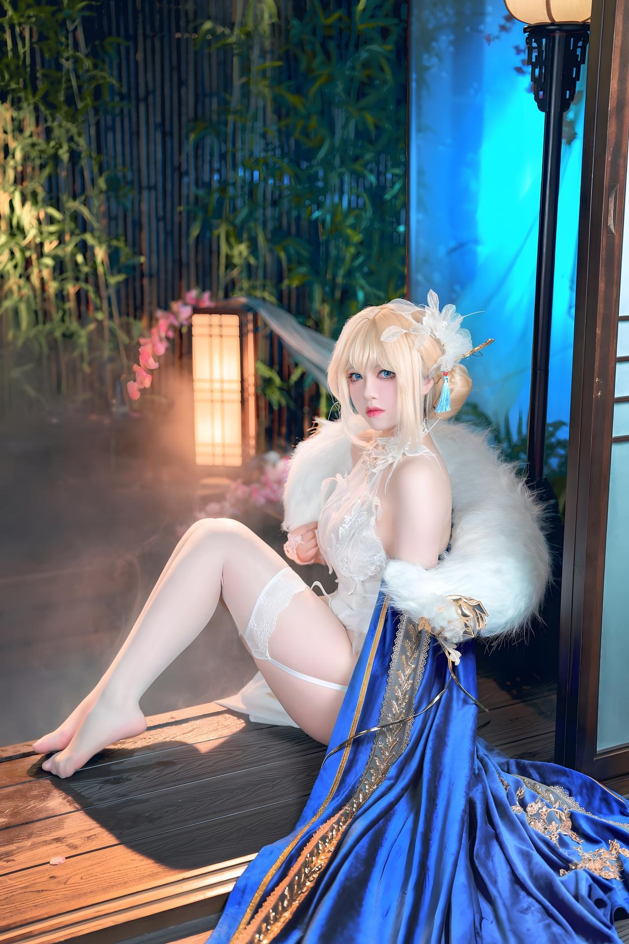 [cosplay] 半半子 - 贞德 灯花祝装圣女：蓝白圣女礼装 白丝美腿还原 58P