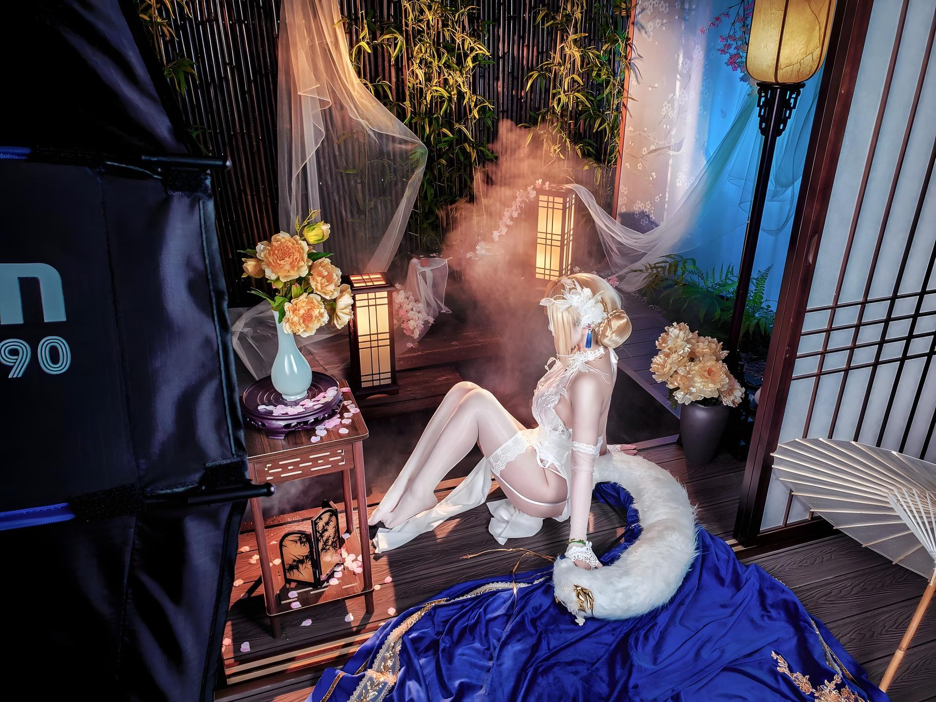 [cosplay] 半半子 - 贞德 灯花祝装圣女：蓝白圣女礼装 白丝美腿还原 58P