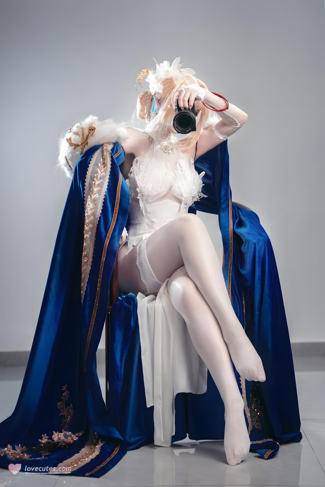 [cosplay] 半半子 - 贞德 灯花祝装圣女：蓝白圣女礼装 白丝美腿还原 58P
