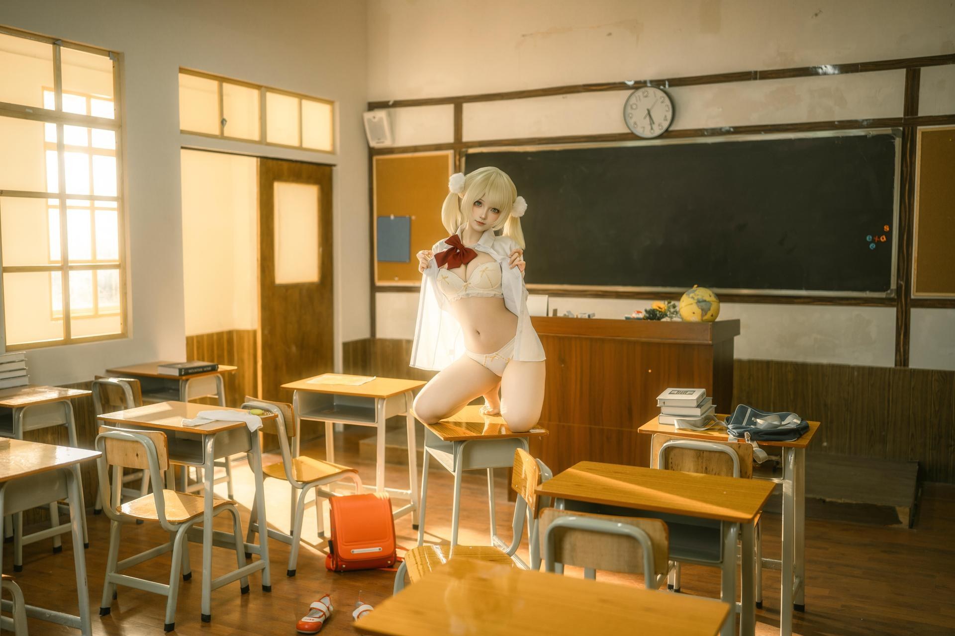 [Cosplay] Bangni Boni โฟโต้เซ็ต cosplay, white stockings, bikini, leg-focused poses 87P