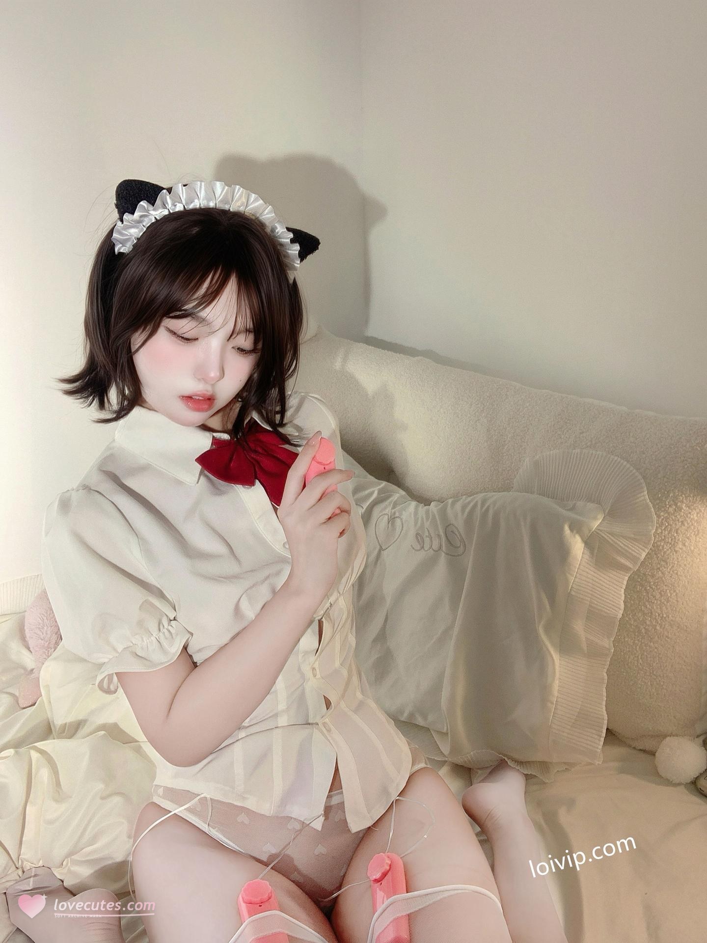 [Private Room] Nide Zhenzhenu - MissKON coser private-room photos, maid, leg-focused poses, video extras 42P1V
