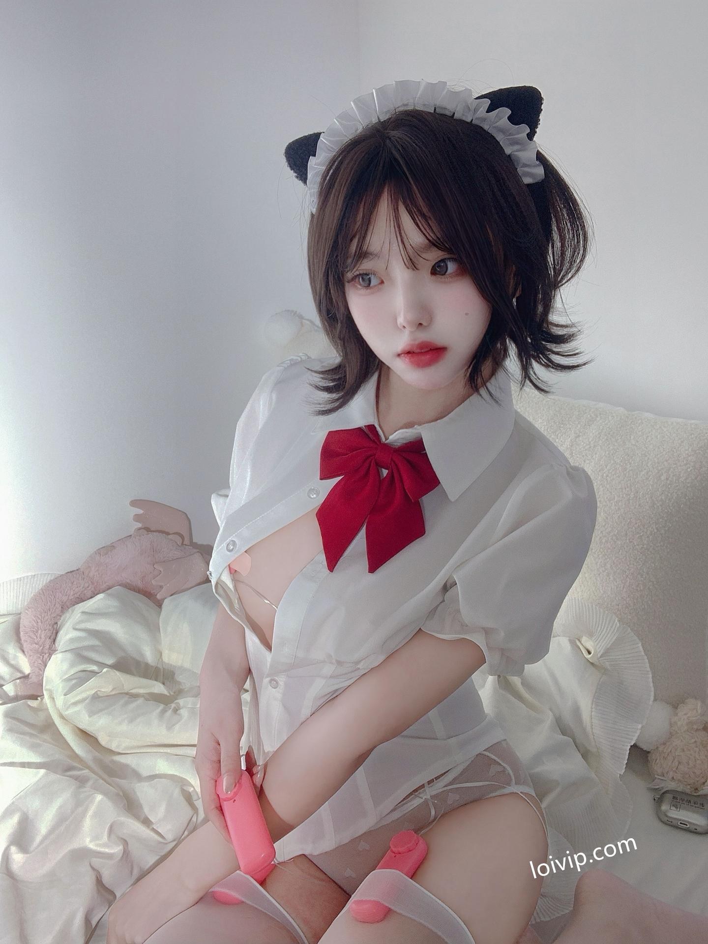 [私房] フォトセット 你的真真u - 电动玩具 女仆床拍玩具主题 美腿私房 42P1V