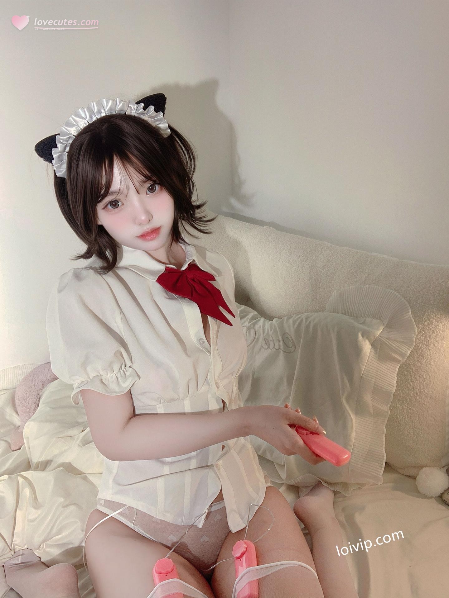 [私房] フォトセット 你的真真u - 电动玩具 女仆床拍玩具主题 美腿私房 42P1V