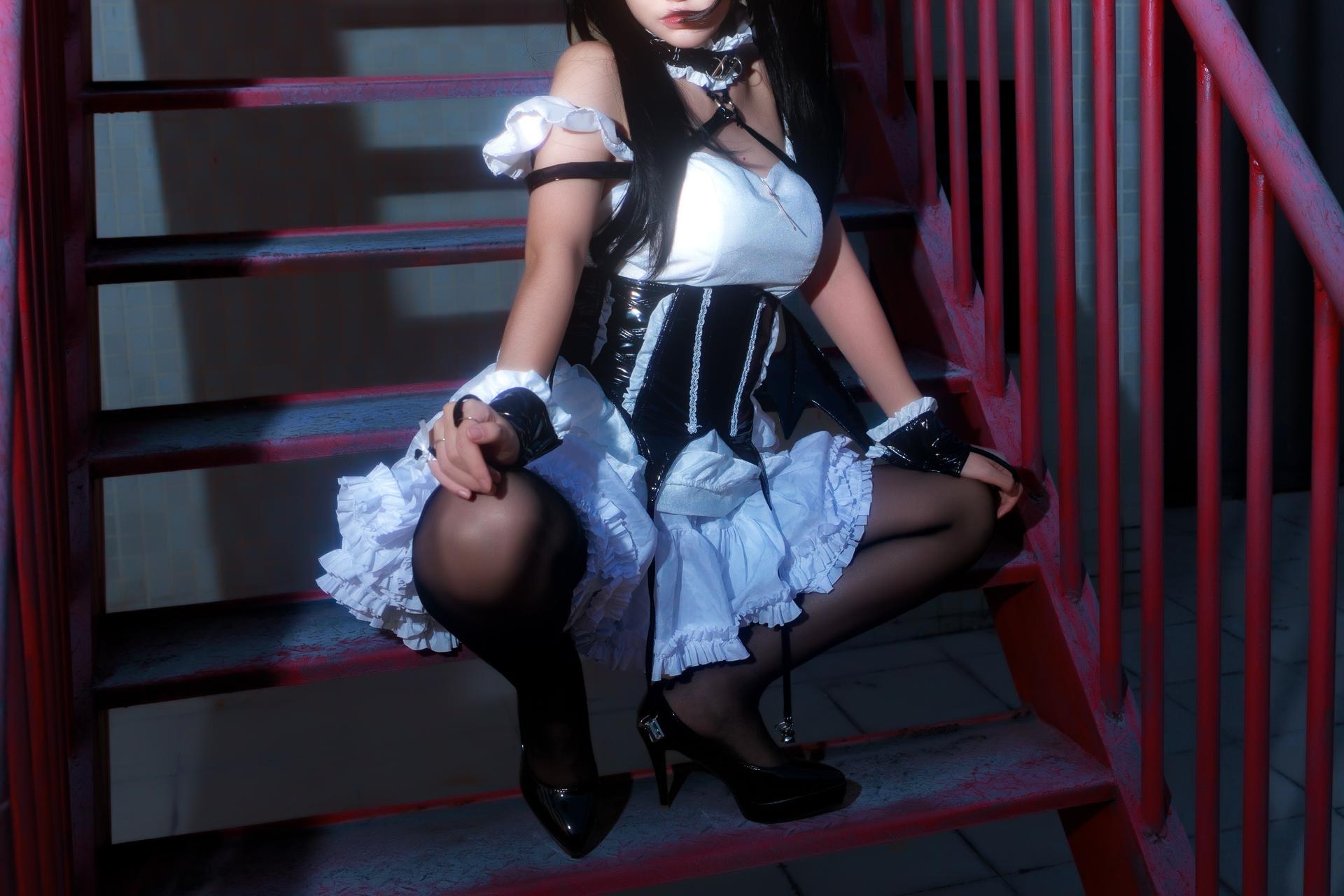 [Photo Set] Fengmao ss โฟโต้เซ็ต maid, black stockings, uniform styling, leg-focused poses 40P