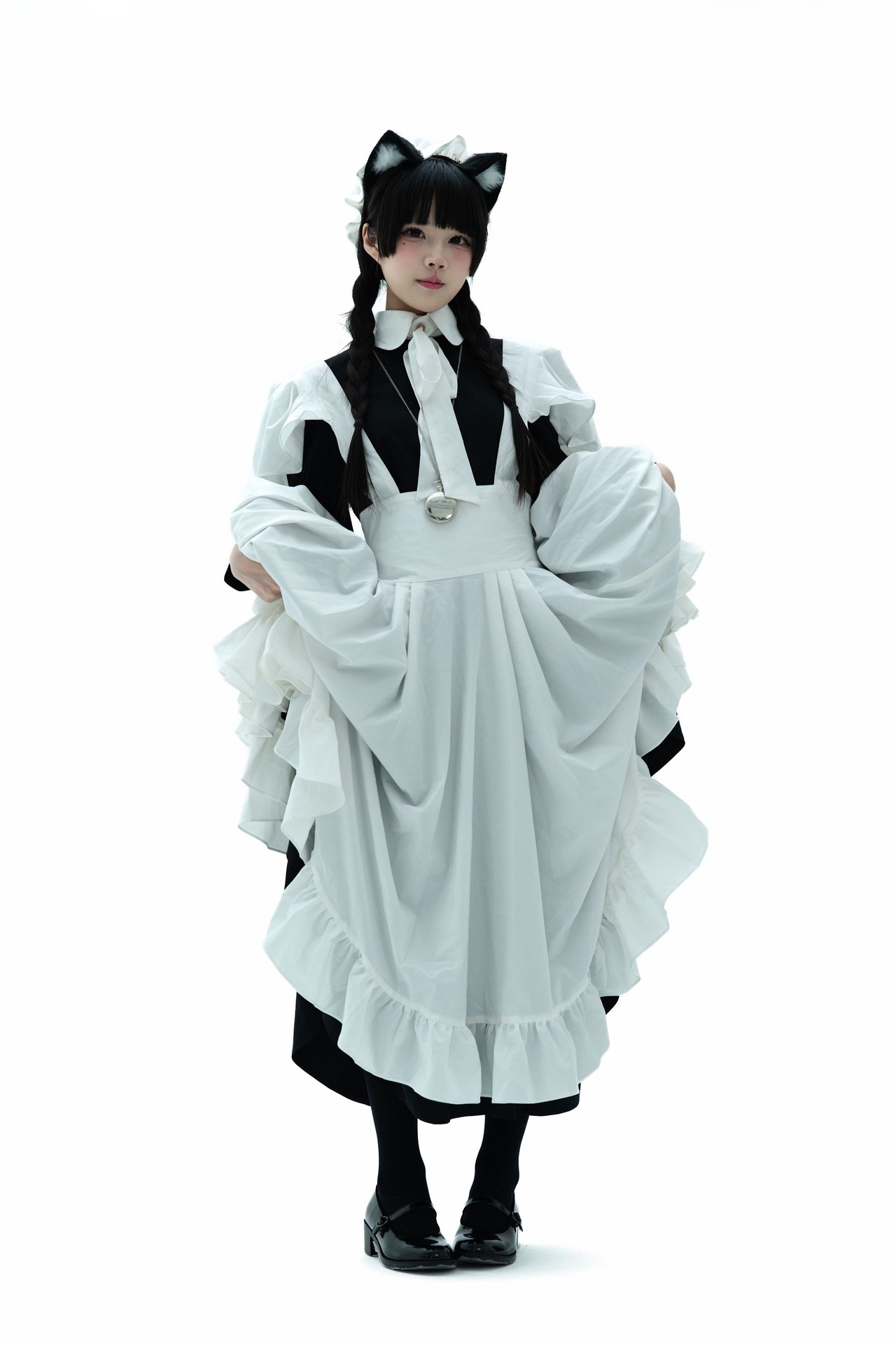 [Photo Set] Shimizu Nagi bộ ảnh maid, leg-focused poses, uniform styling 89P