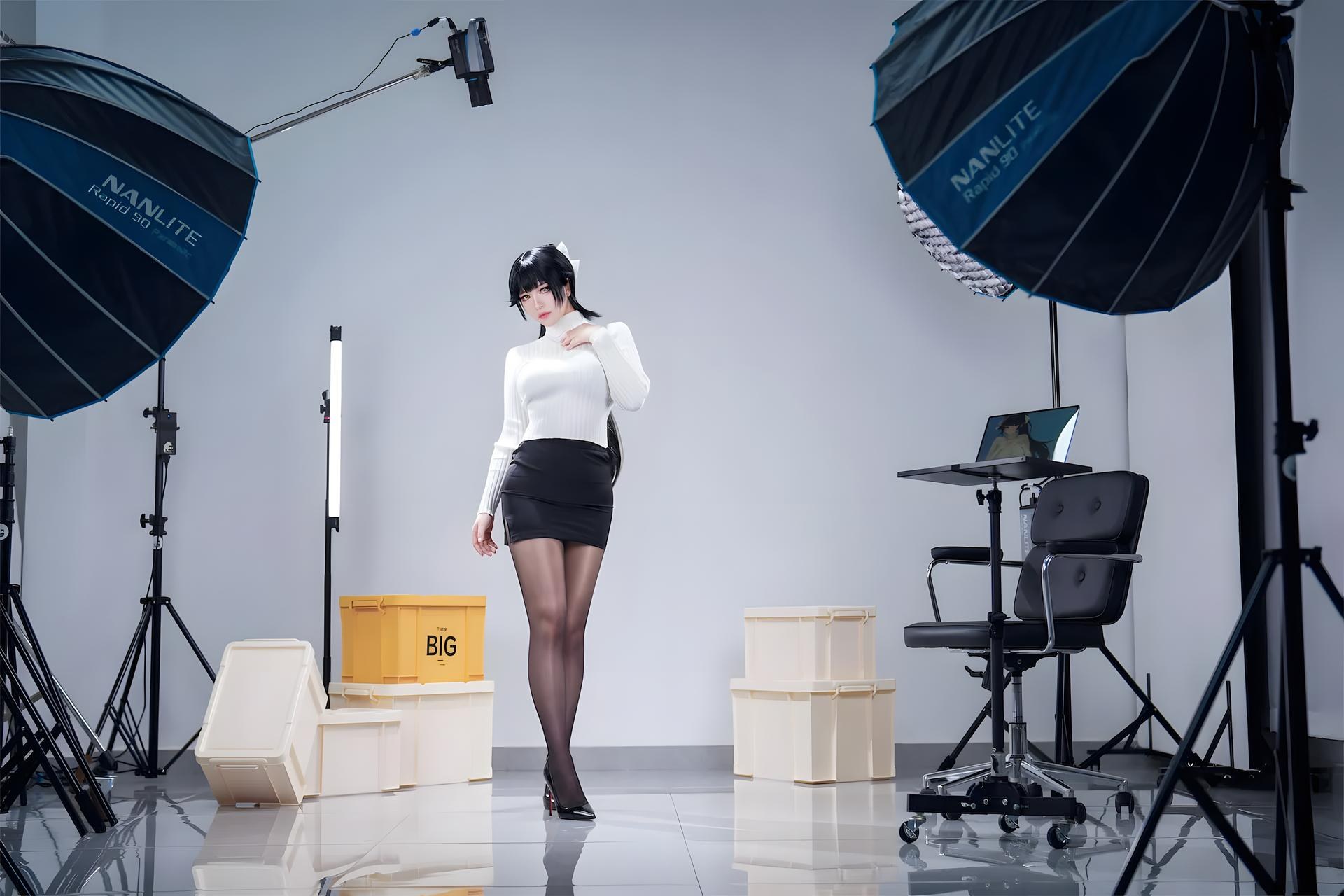 [Cosplay] Banbanzi bộ ảnh cosplay, black stockings, leg-focused poses, video extras 57P4V
