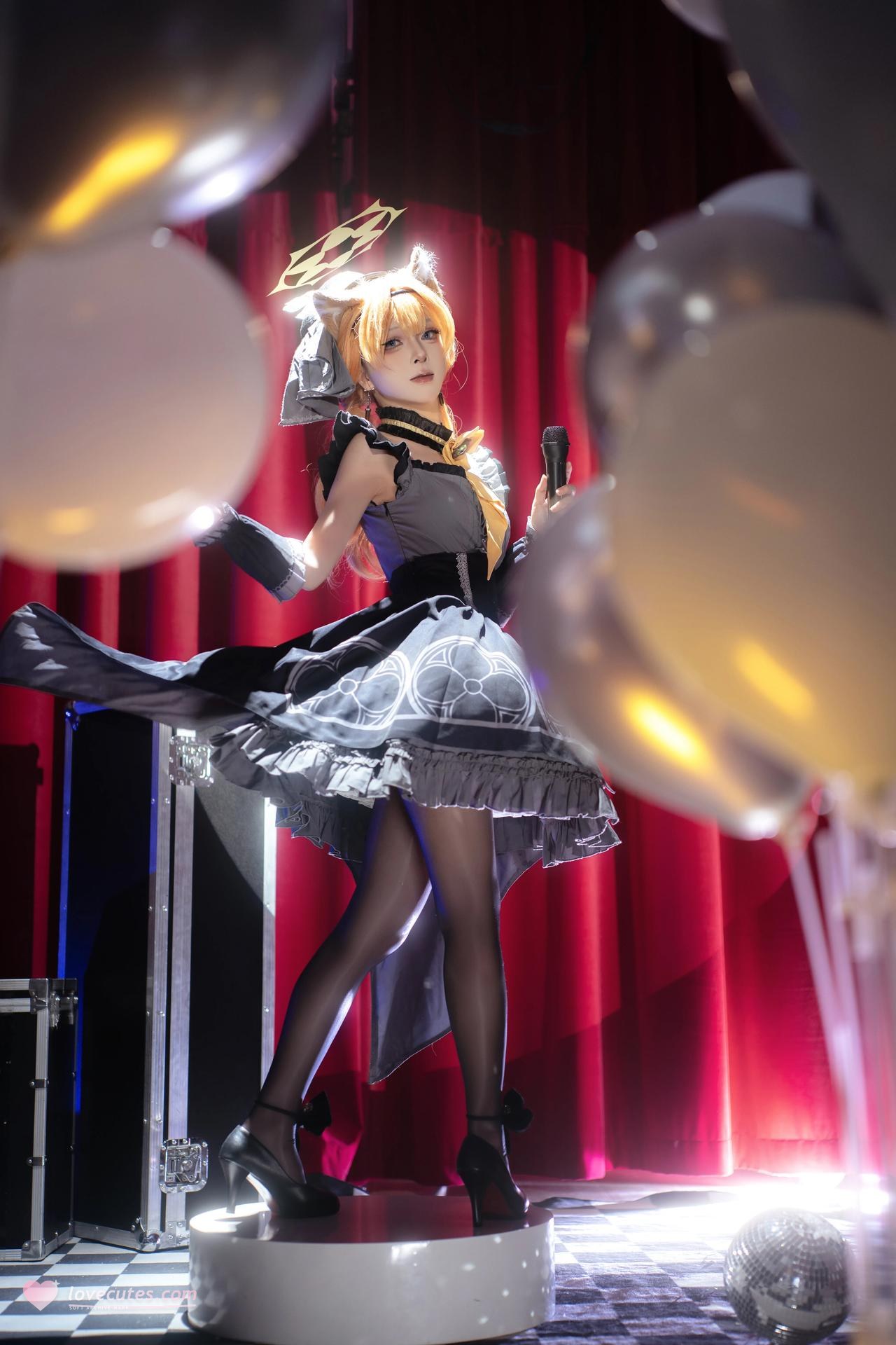 [コスプレ] 矢量鱼 - 蔚蓝档案 伊落玛丽偶像 偶像礼服黑丝 舞台美腿还原 40P