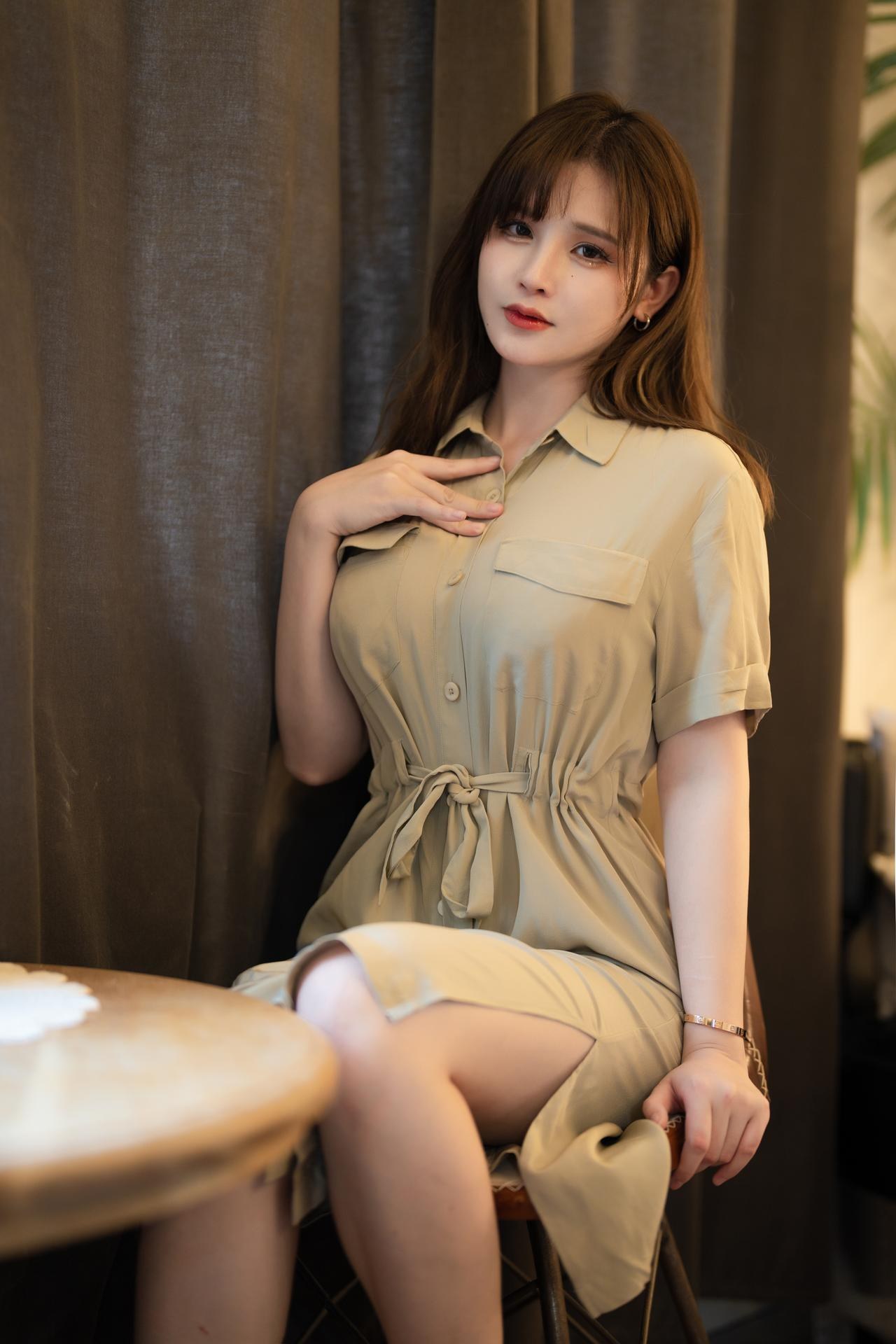 [私房] 前羽rr - 夏鸣潮：黑色情趣内衣 巨乳美腿私房 87P