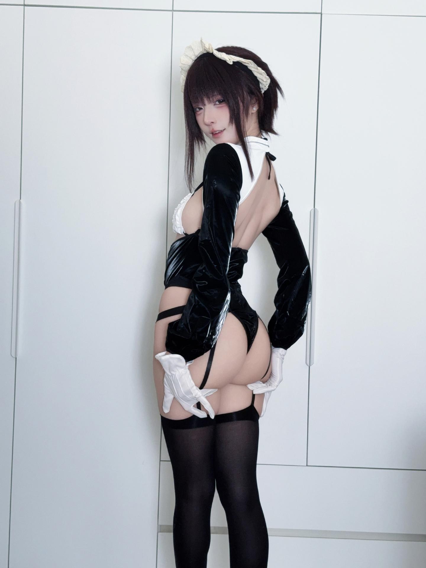 [写真] フォトセット 纸悦Etsu_ko - 叛逆女仆 黑白叛逆女仆 黑丝美腿棚拍 36P