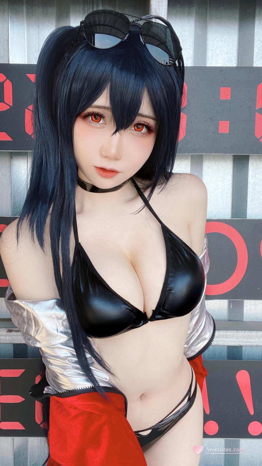[코스프레] 焖焖碳 - 碧蓝航线 大凤赛车服 赛车服黑丝 巨乳美腿还原 32P
