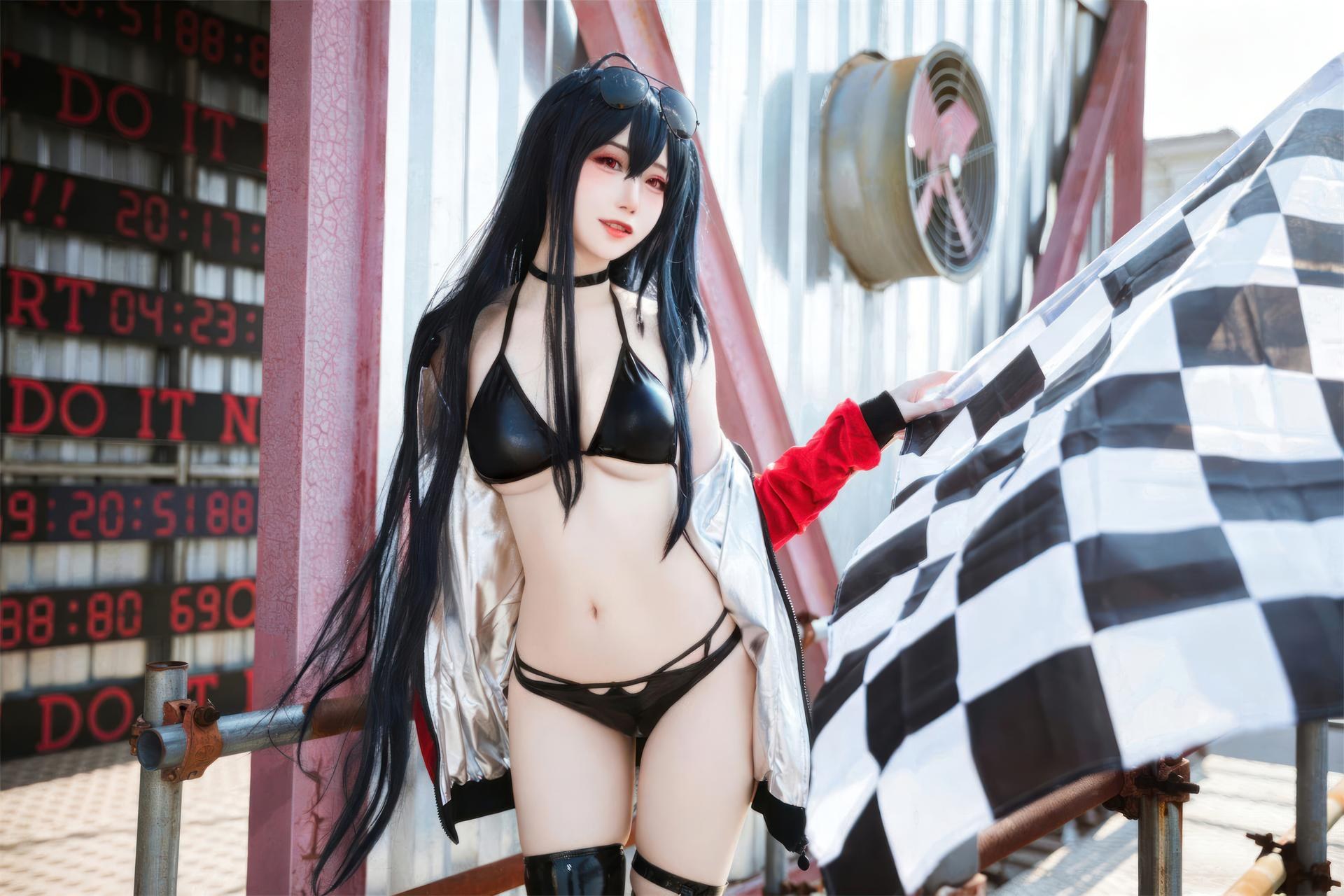 [코스프레] 焖焖碳 - 碧蓝航线 大凤赛车服 赛车服黑丝 巨乳美腿还原 32P