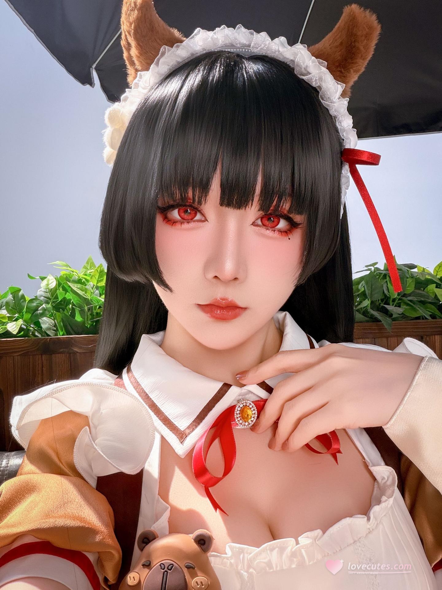 [cosplay] 星之迟迟Hoshilily - 鸣潮 千咲·联动咖啡女仆：咖啡女仆红白造型 美腿还原 42P