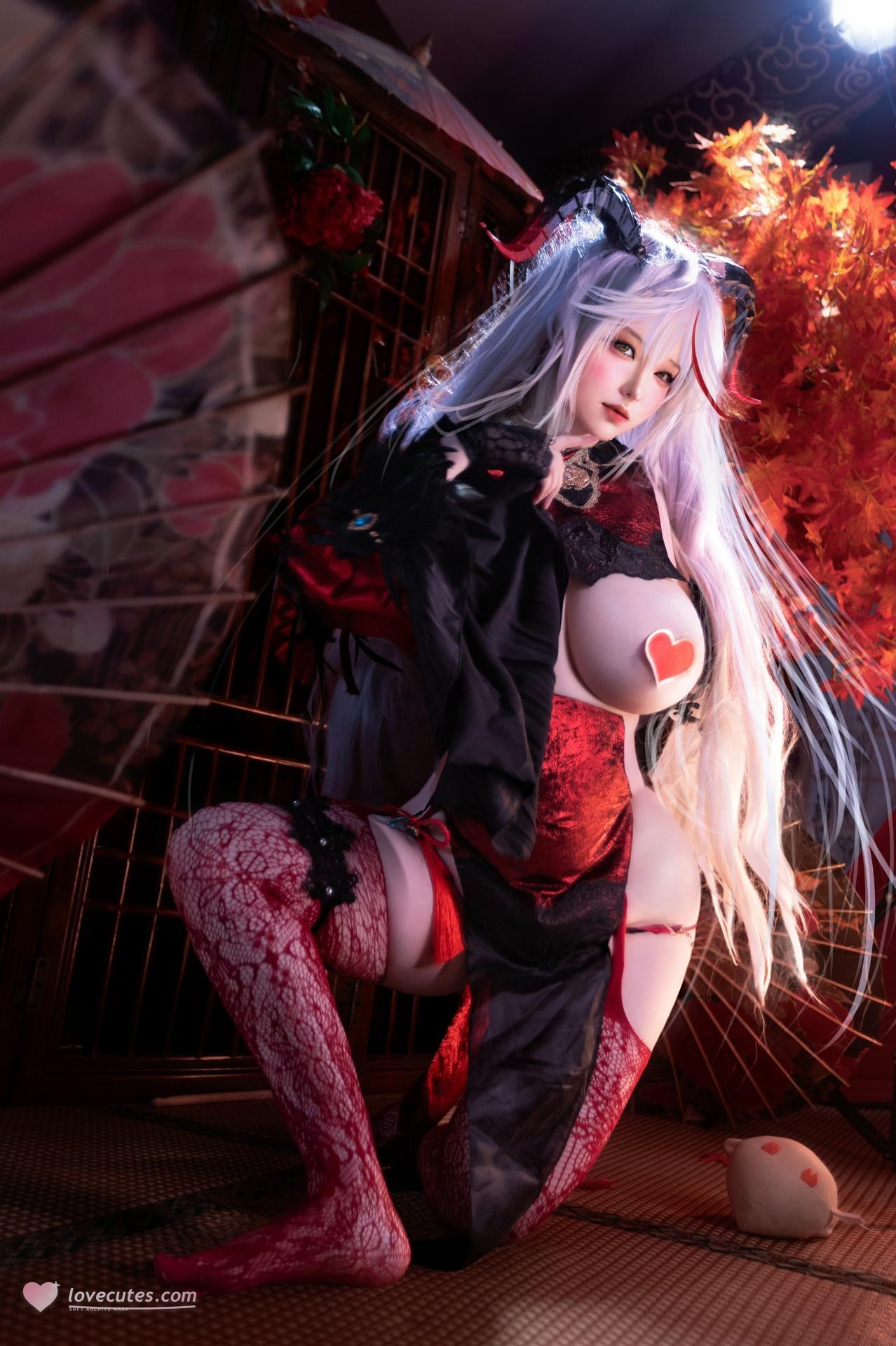 [コスプレ] 芝心蛋奶烧 - 碧蓝航线 埃吉尔私设 红黑私设礼装 巨乳大尺度还原 34P