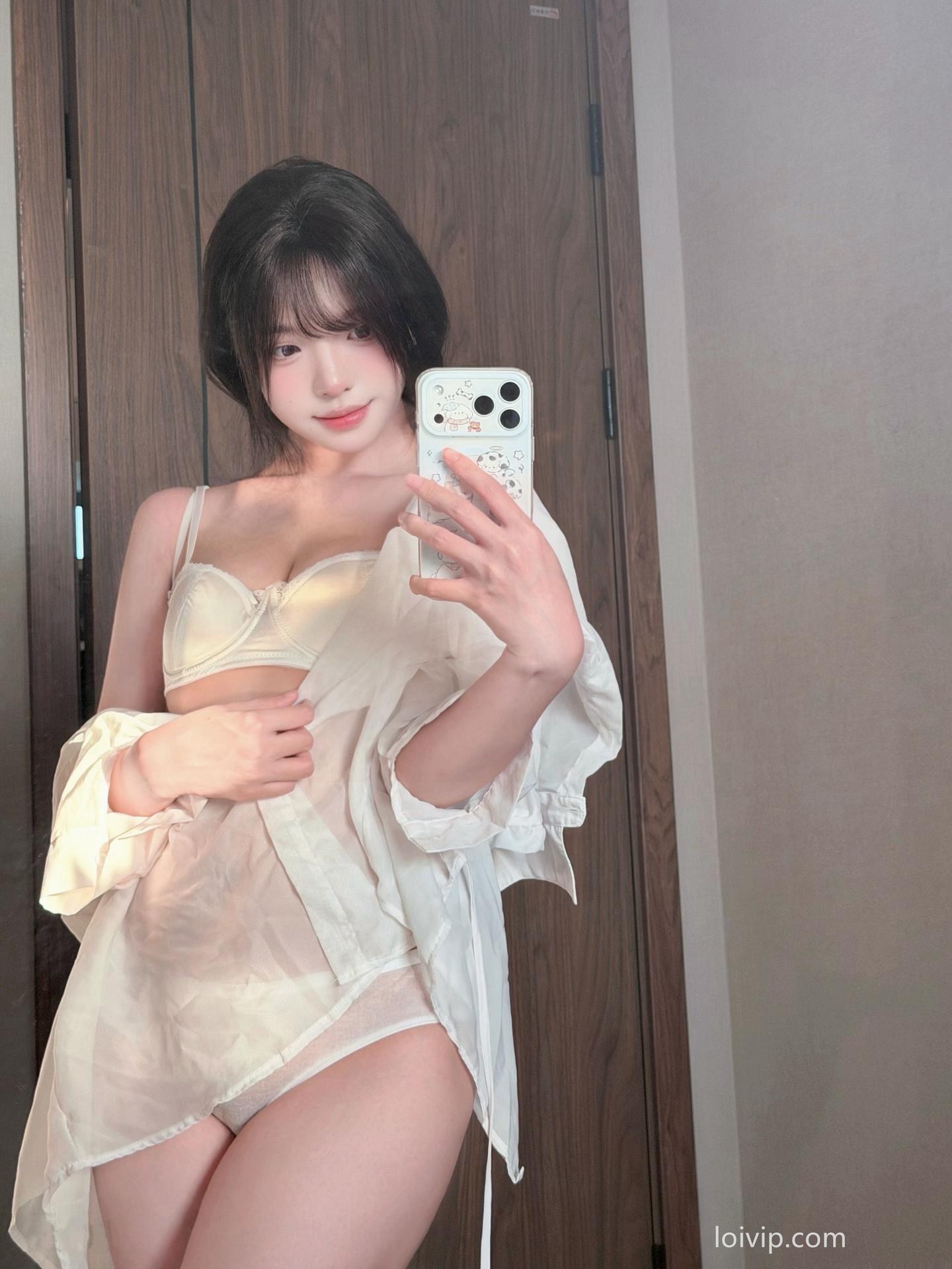 [Private Room] Nide Zhenzhenu - MissKON coser private-room photos, bathroom set, leg-focused poses, video extras 66P2V