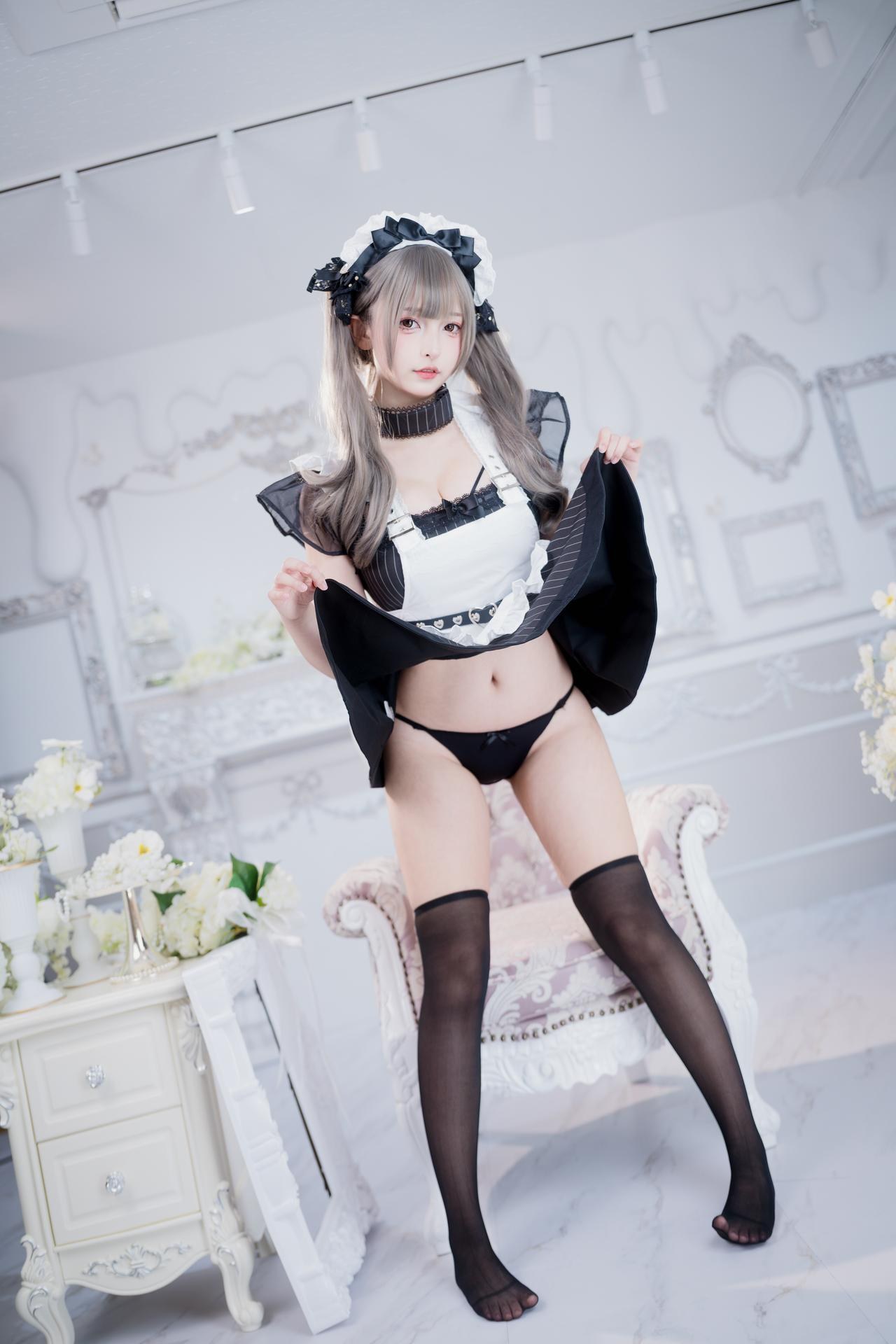 [私房] フォトセット 神楽坂真冬 - 妄想女仆 黑白女仆情趣 黑丝美腿视频 75P2V