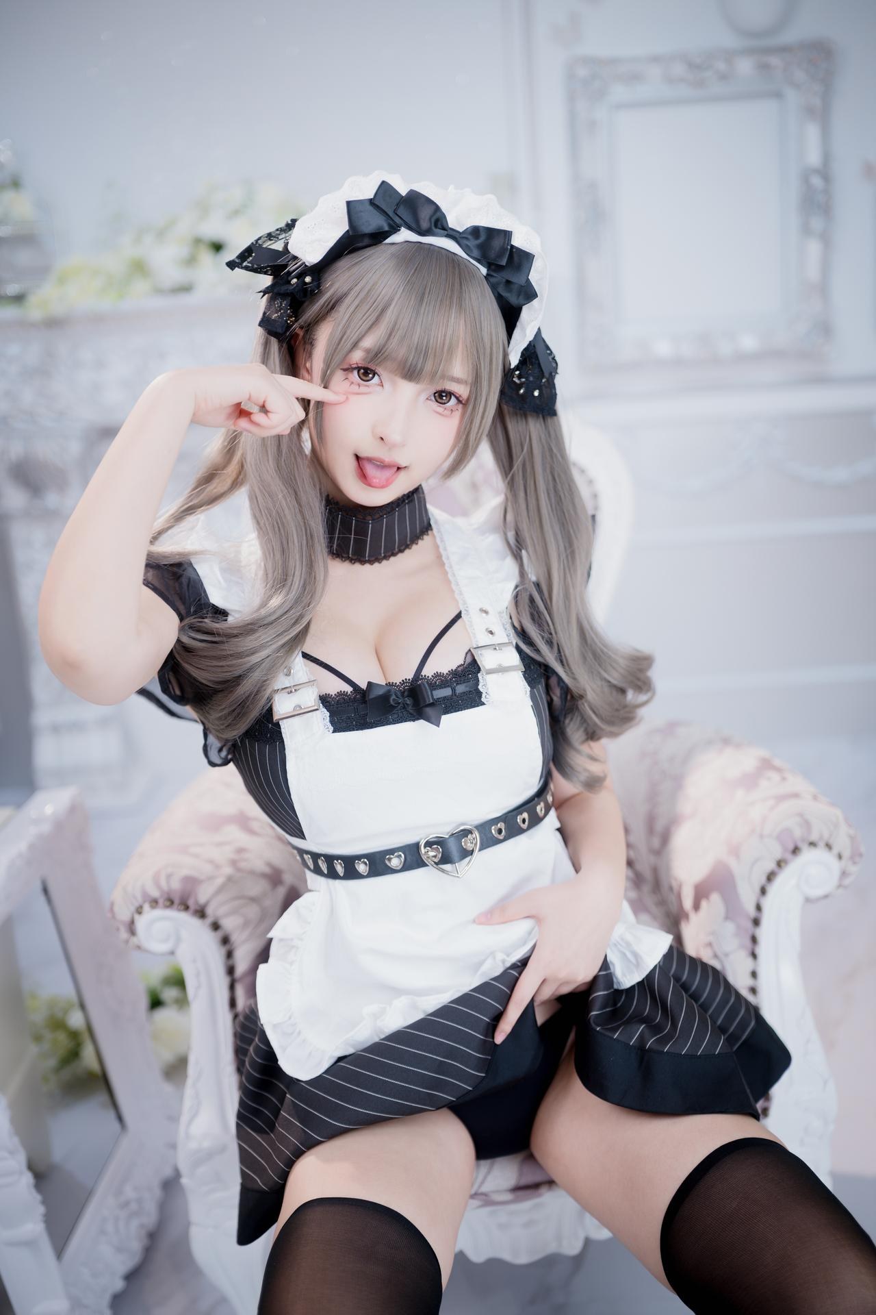 [私房] フォトセット 神楽坂真冬 - 妄想女仆 黑白女仆情趣 黑丝美腿视频 75P2V