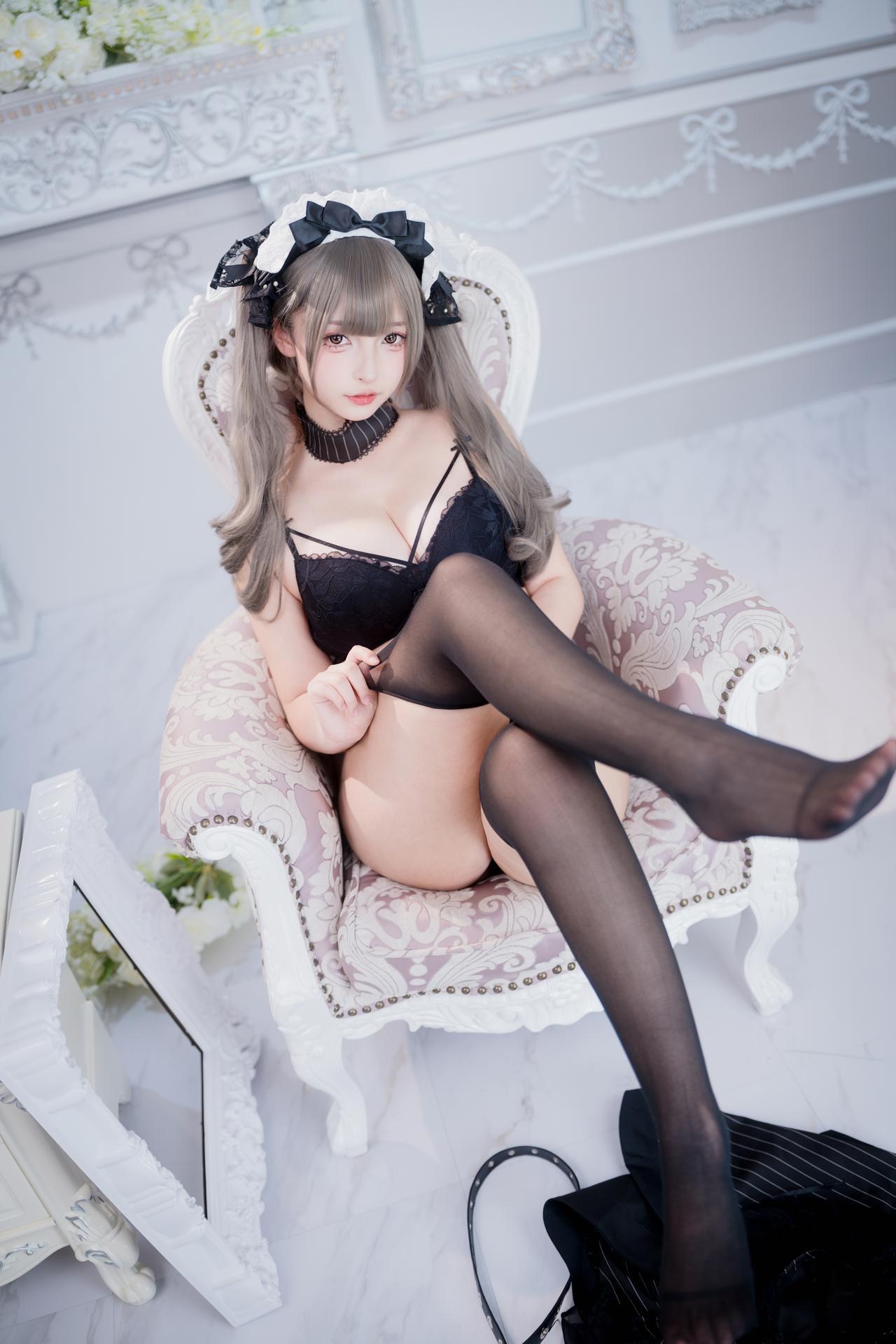 [私房] フォトセット 神楽坂真冬 - 妄想女仆 黑白女仆情趣 黑丝美腿视频 75P2V