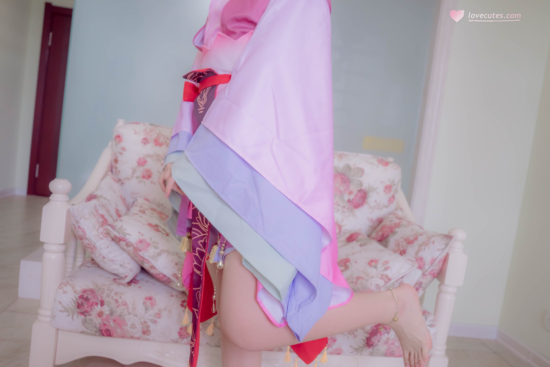 [cosplay] 少女映畫 - 狐妖小紅娘-塗山紅紅：露穴翹臀蕾絲內衣大尺度角色還原 81P