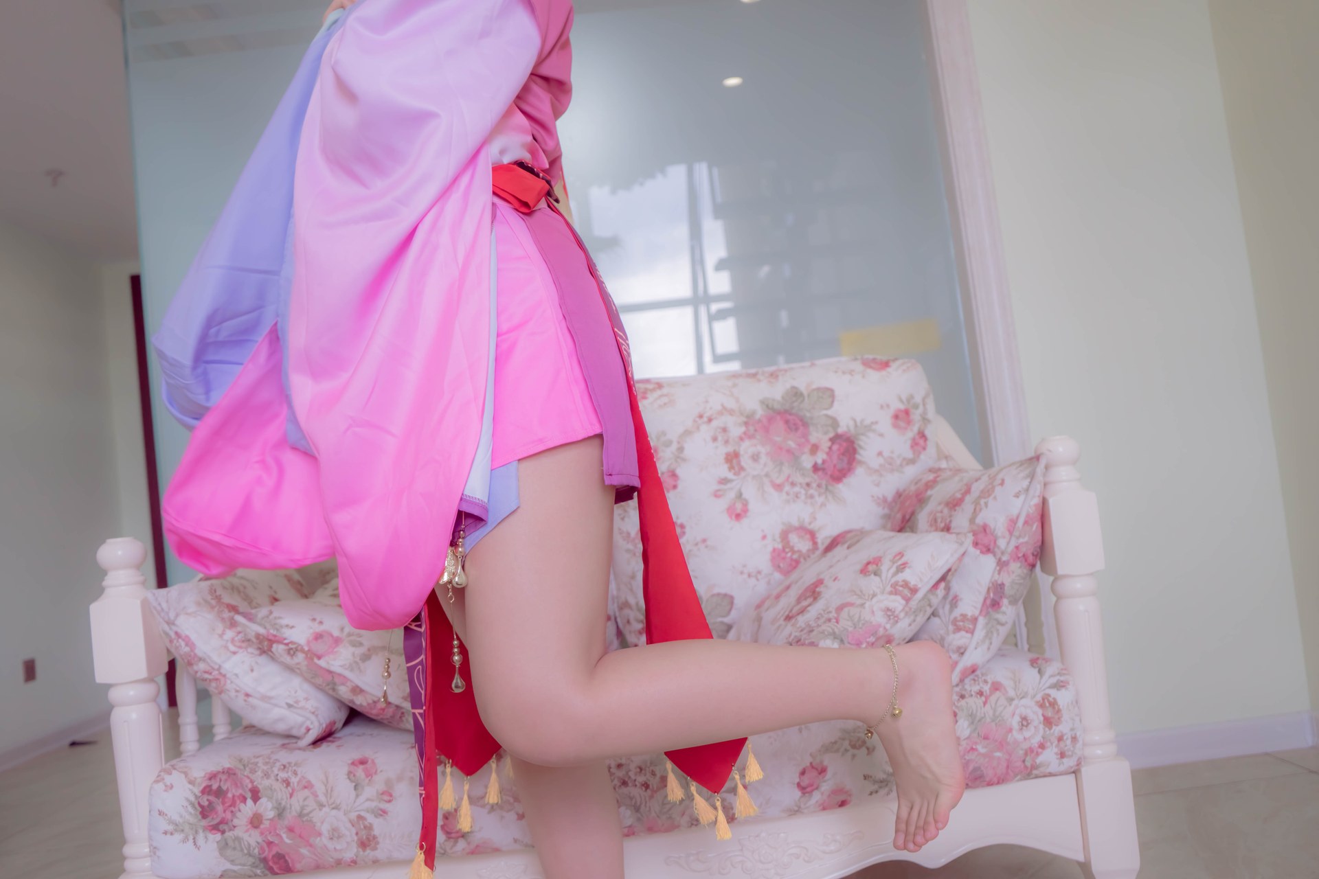 [cosplay] 少女映畫 - 狐妖小紅娘-塗山紅紅：露穴翹臀蕾絲內衣大尺度角色還原 81P