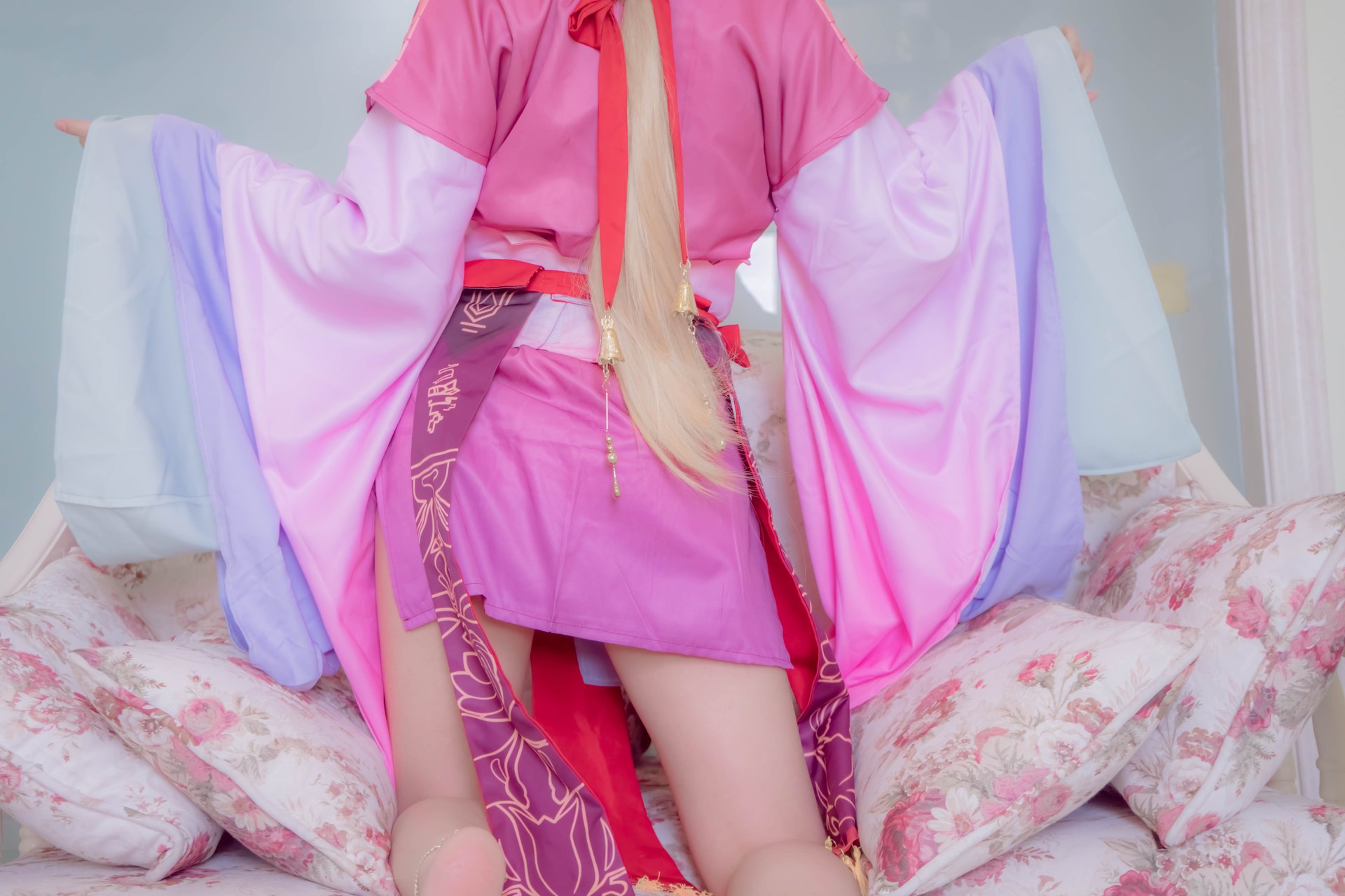 [Cosplay] Shaonvyinghua - Tushan Honghong nội y ren bộ ảnh người lớn 81P